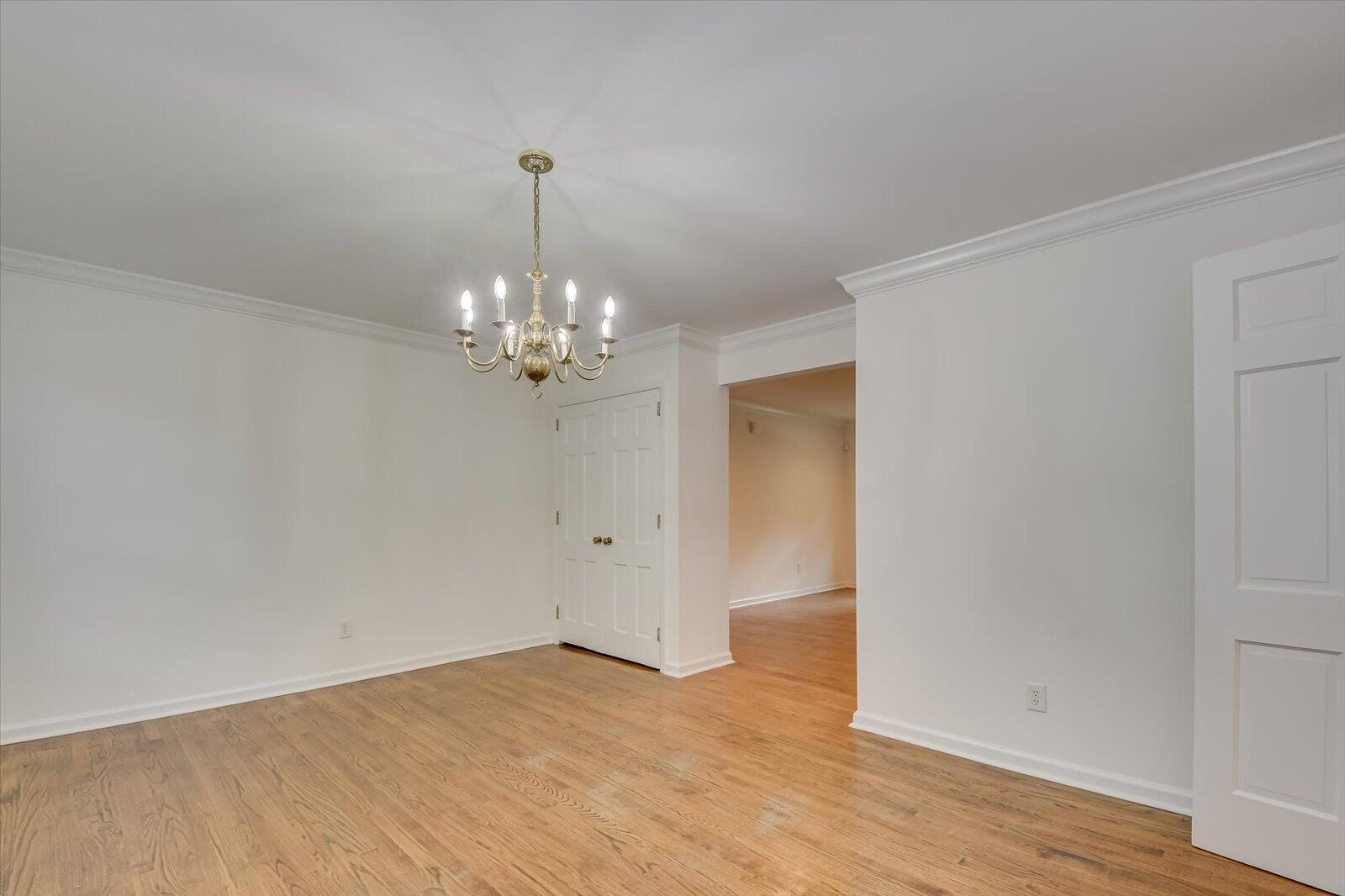 3005 LAKE FOREST Drive