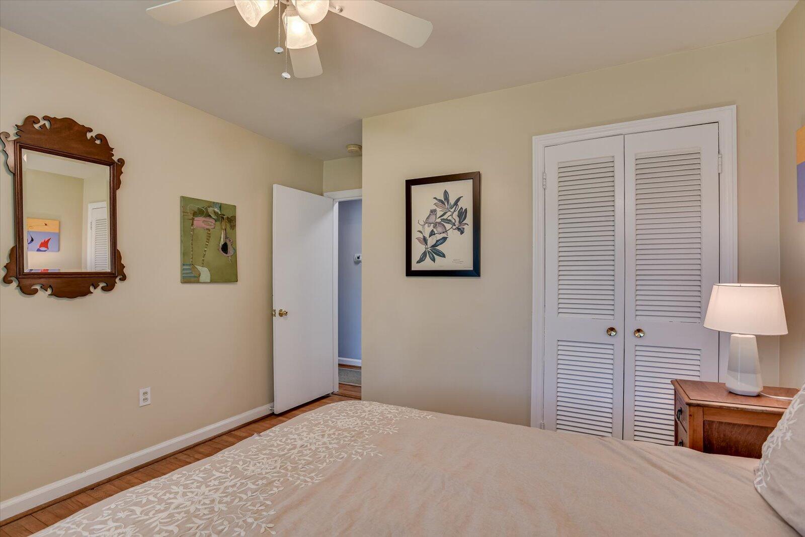 2407 W VINELAND Road
