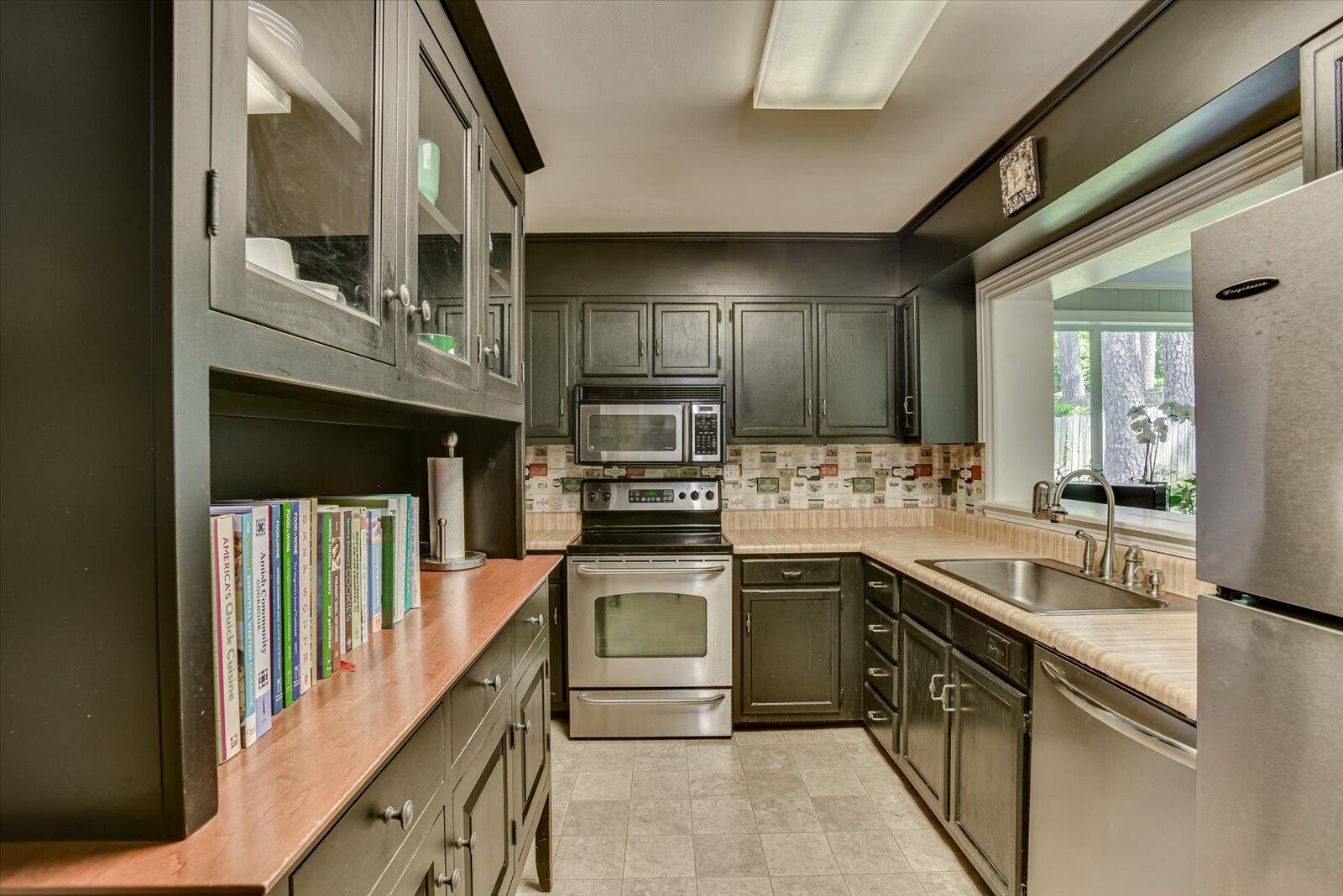 2407 W VINELAND Road