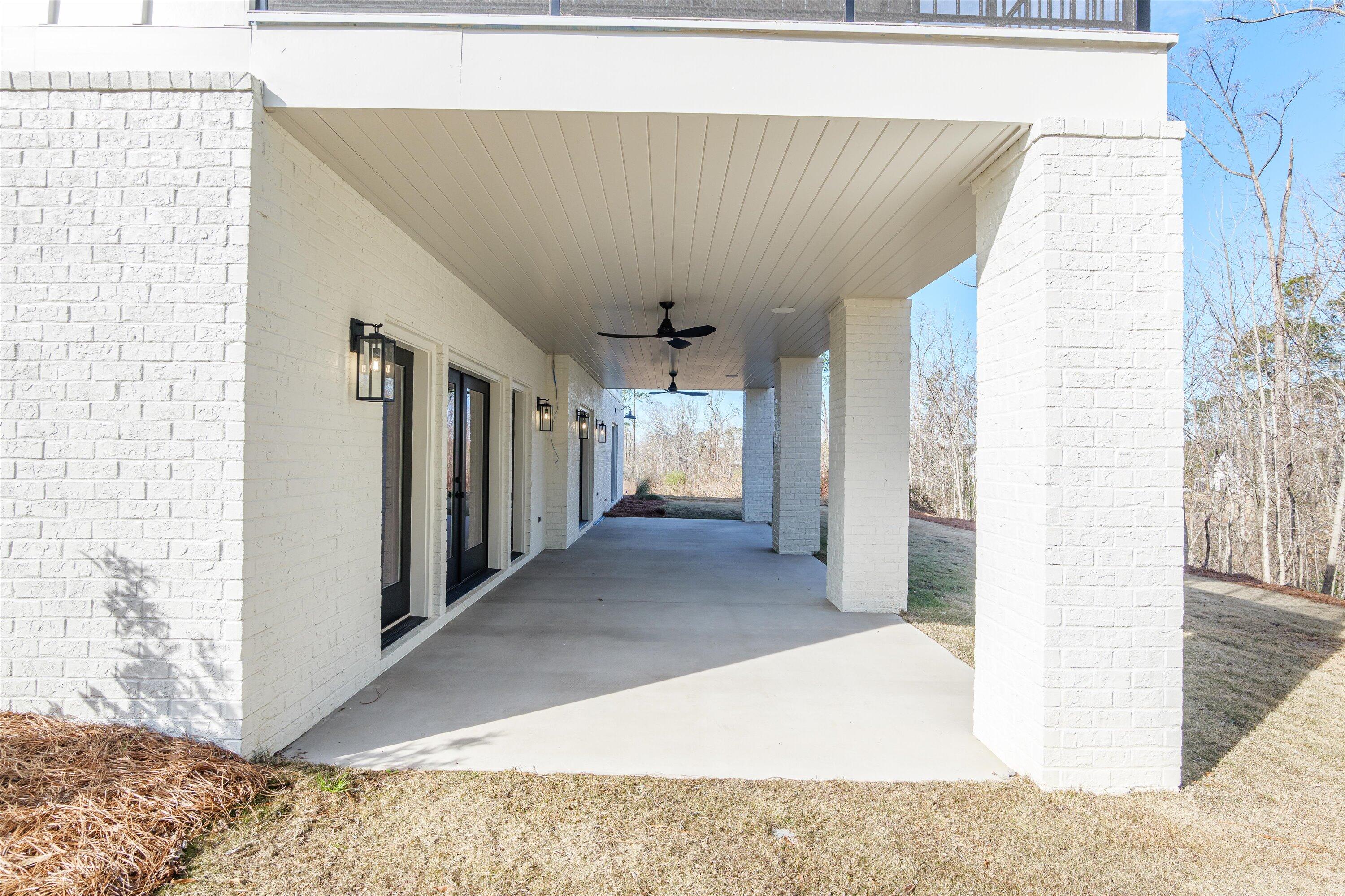 723 CAMPANA Drive