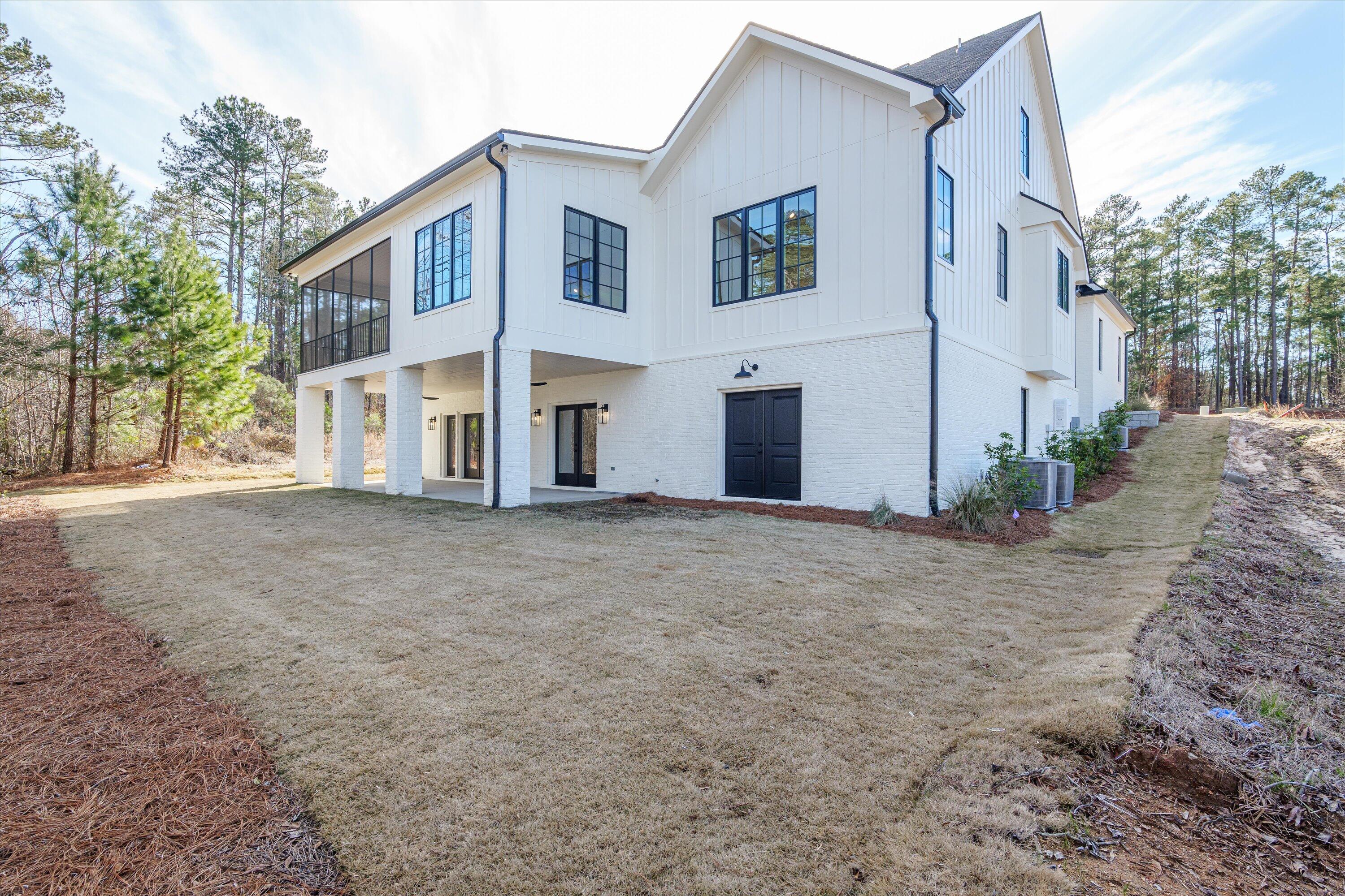 723 CAMPANA Drive