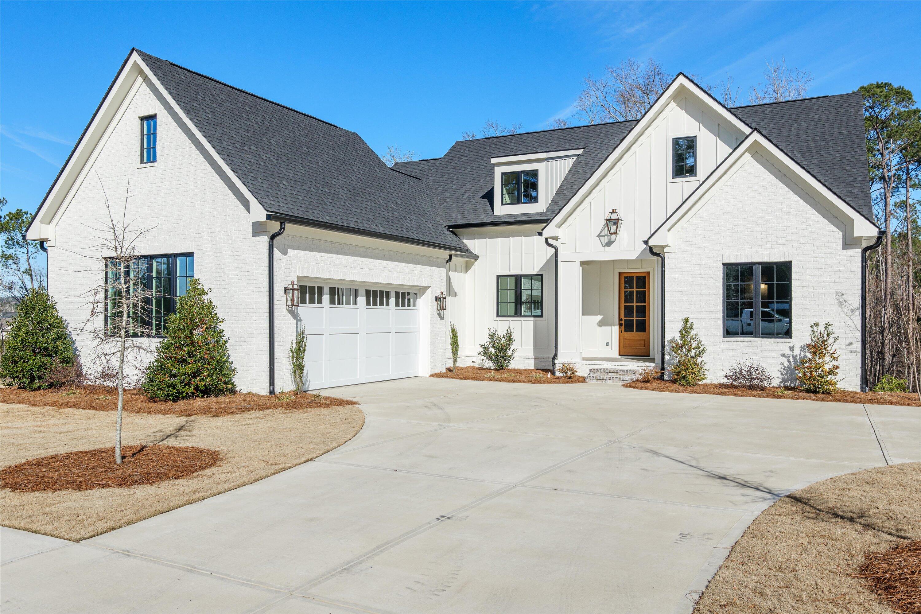 723 CAMPANA Drive