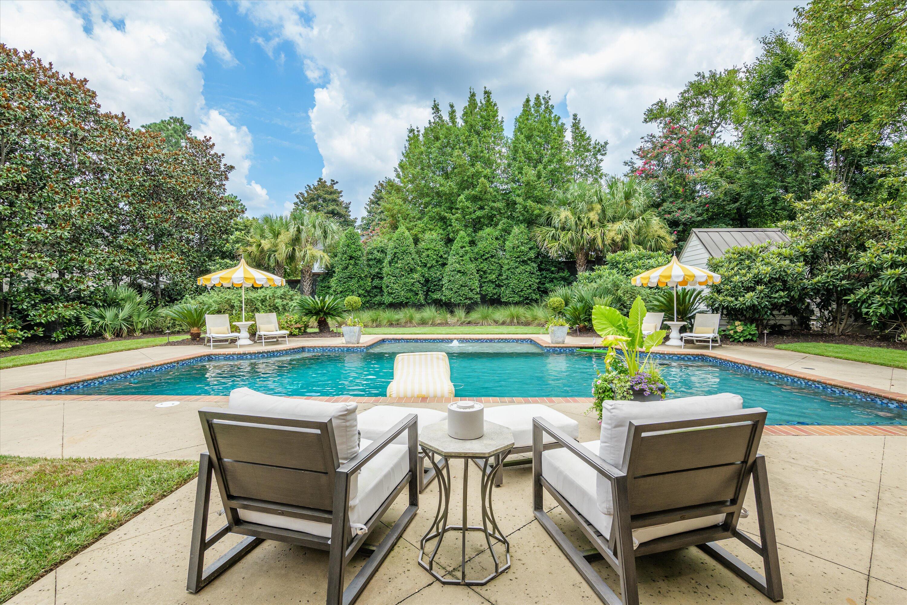 2807 PEACHTREE Place
