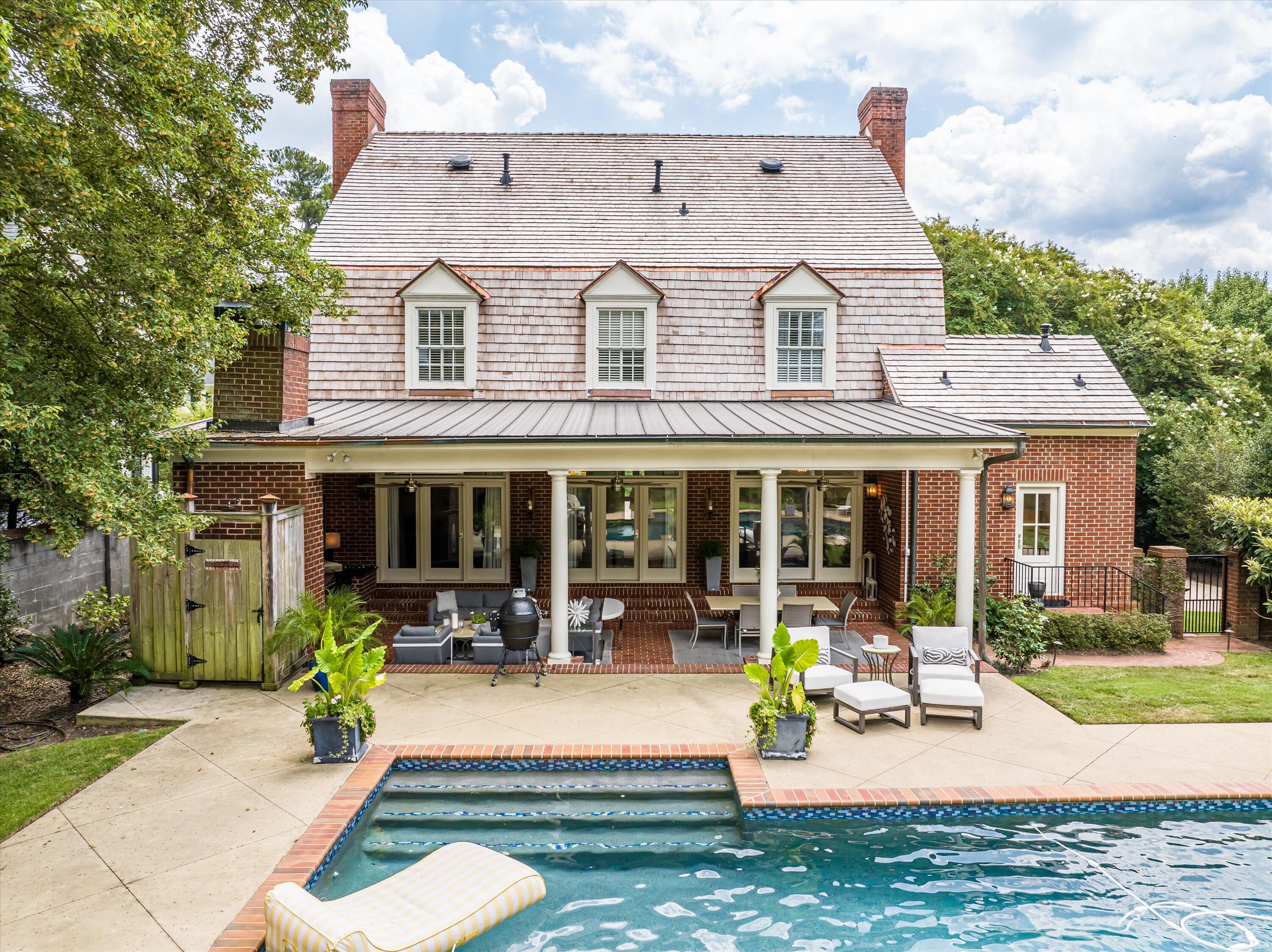 2807 PEACHTREE Place