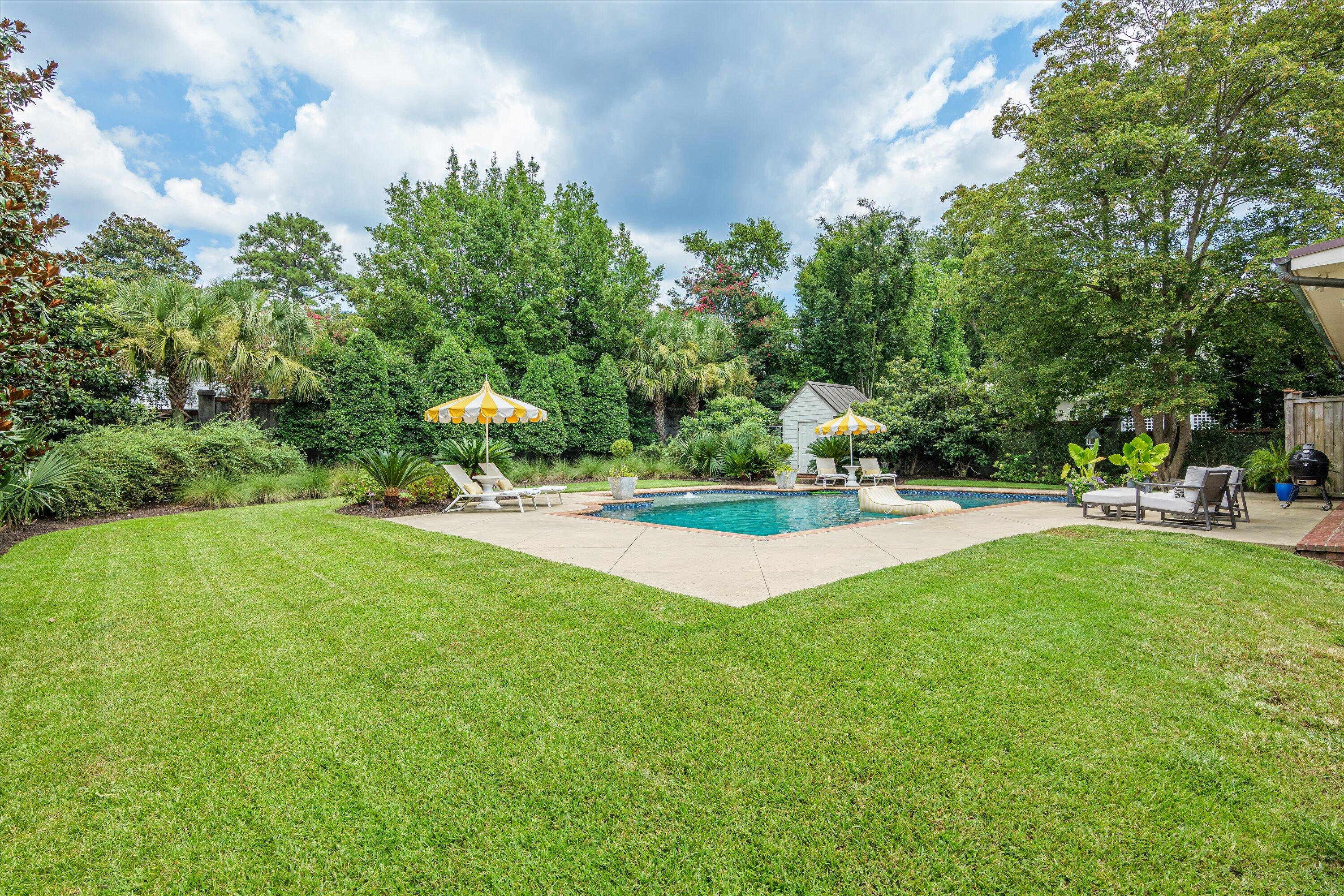 2807 PEACHTREE Place