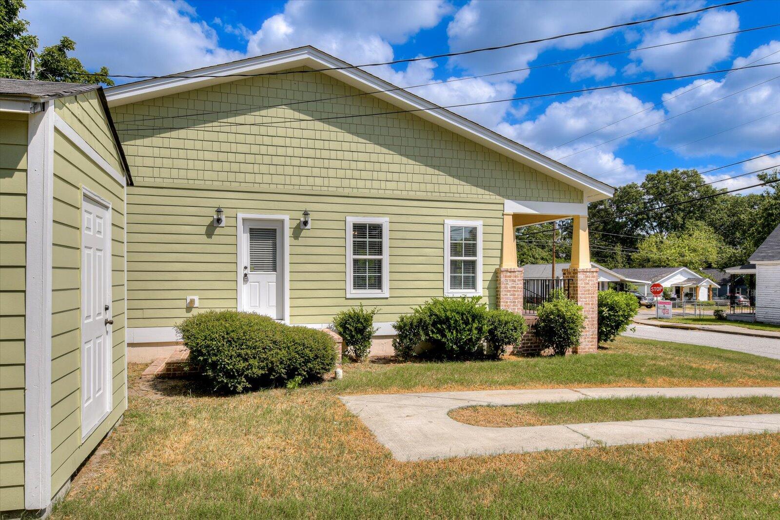 621 METCALF Street