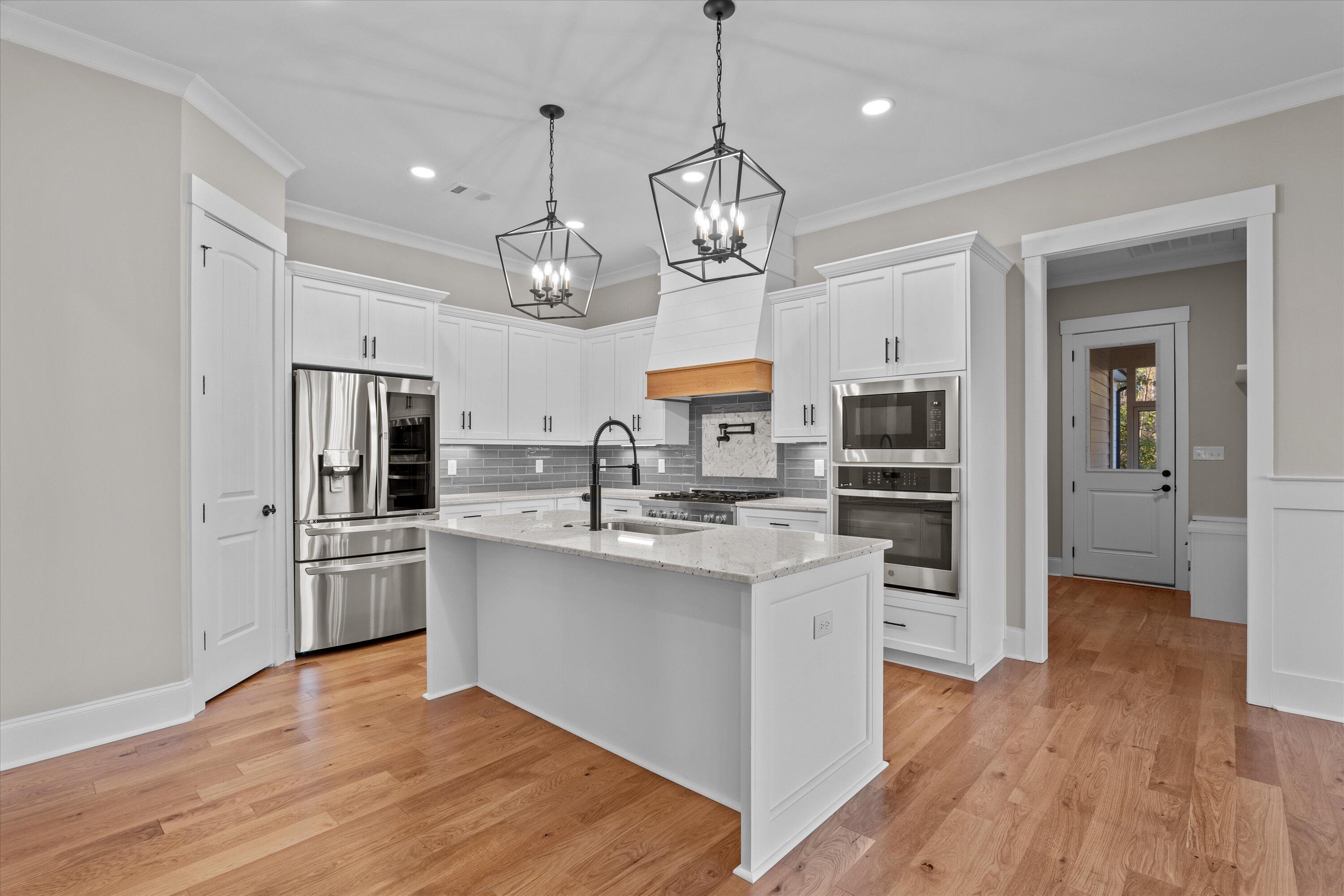 292 SUMMER Place