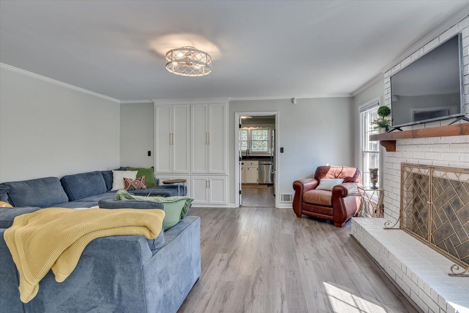 3406 KERRY Place
