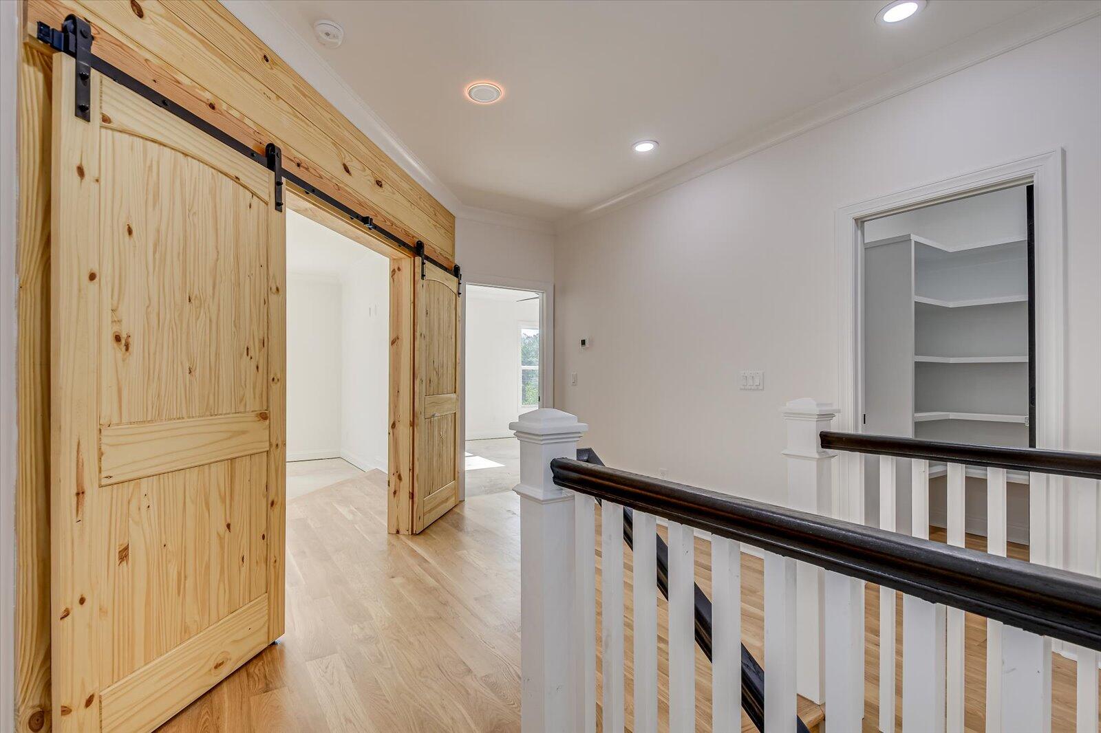 3761 KNOB HILL FARM Road