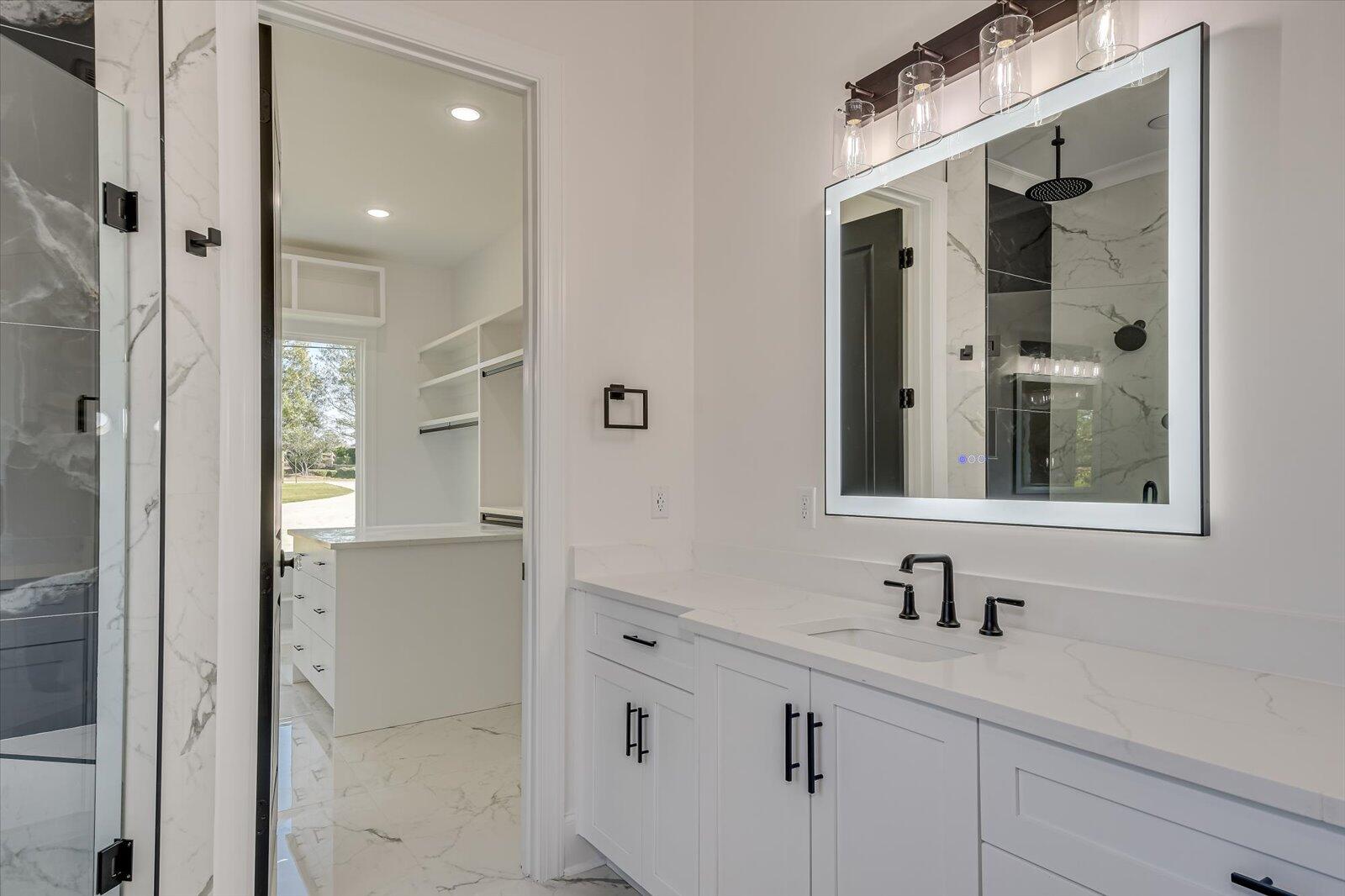 3761 KNOB HILL FARM Road