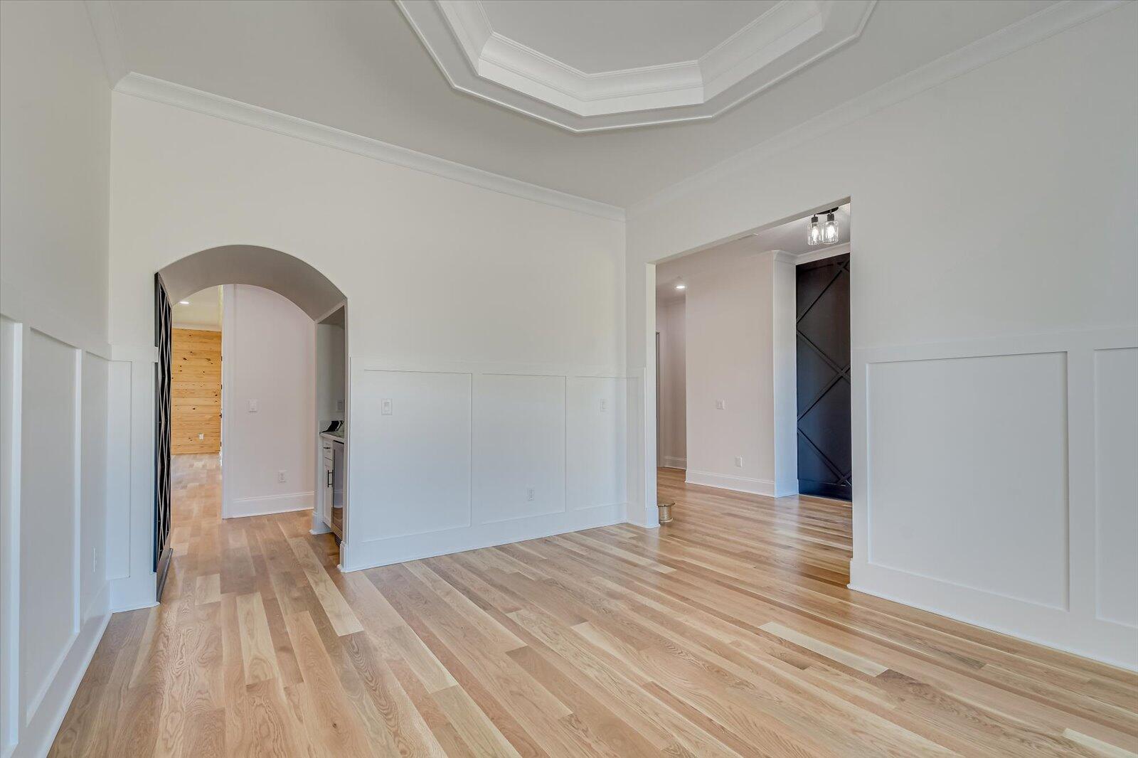 3761 KNOB HILL FARM Road