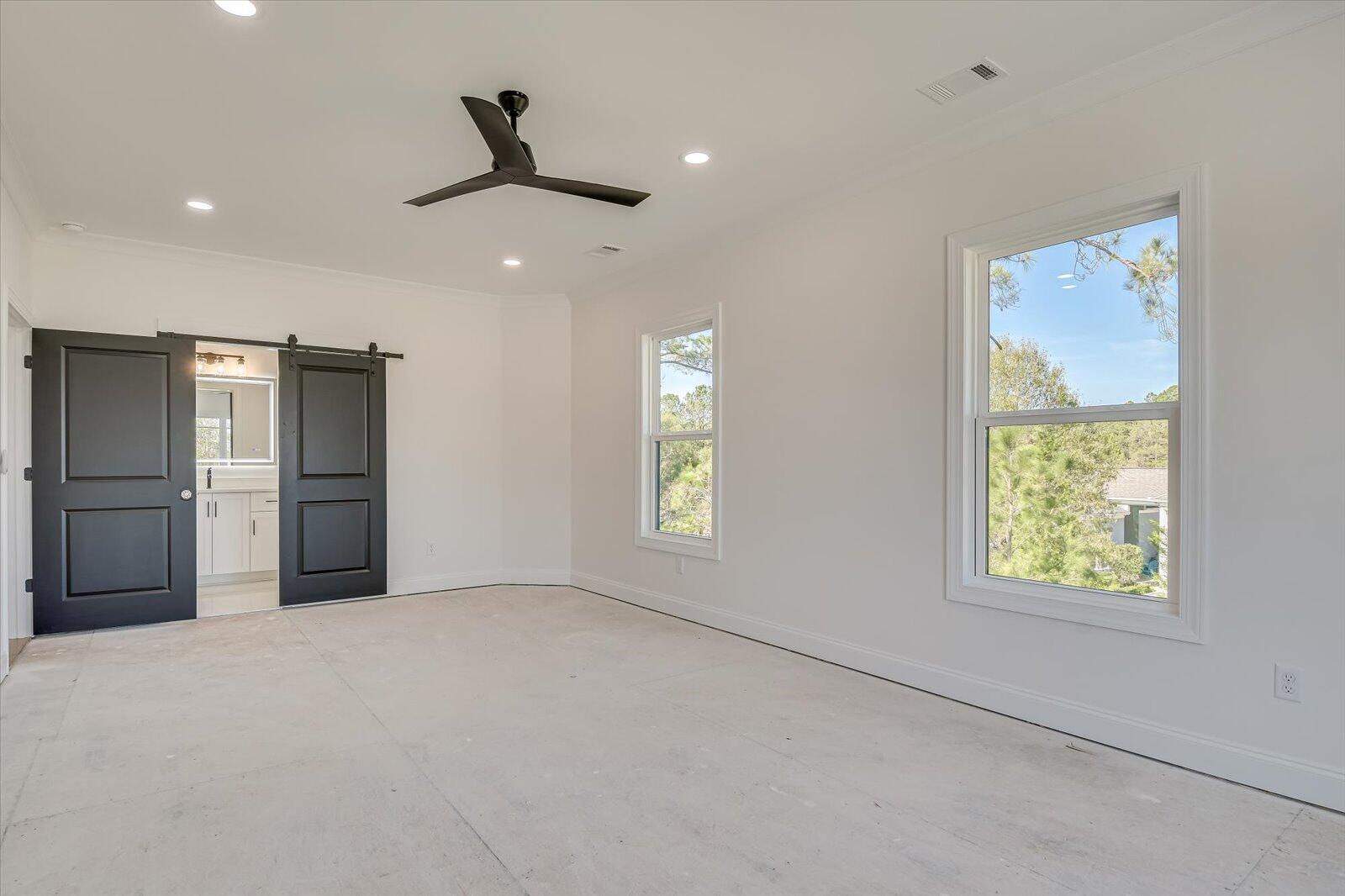 3761 KNOB HILL FARM Road