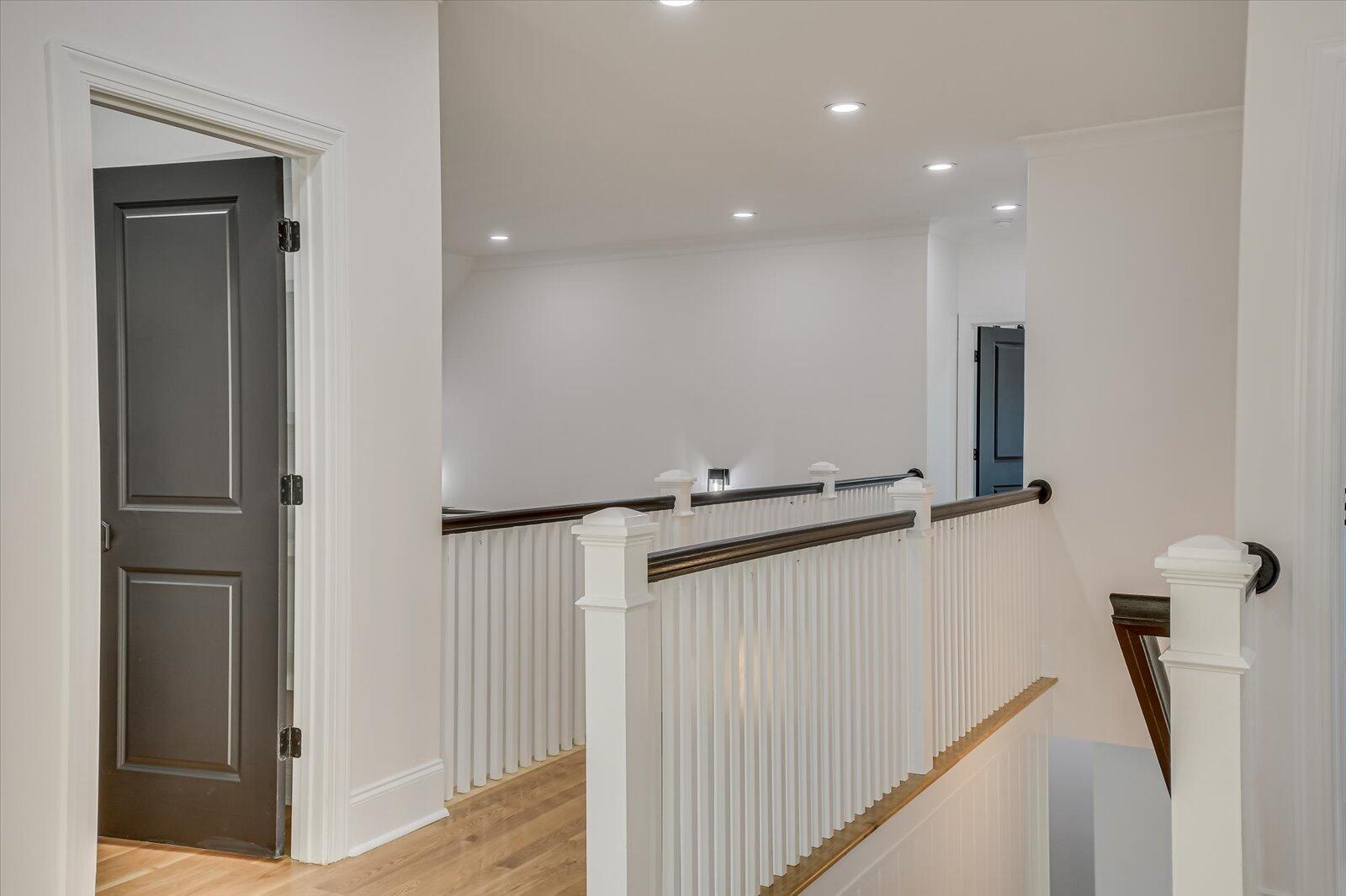 3761 KNOB HILL FARM Road