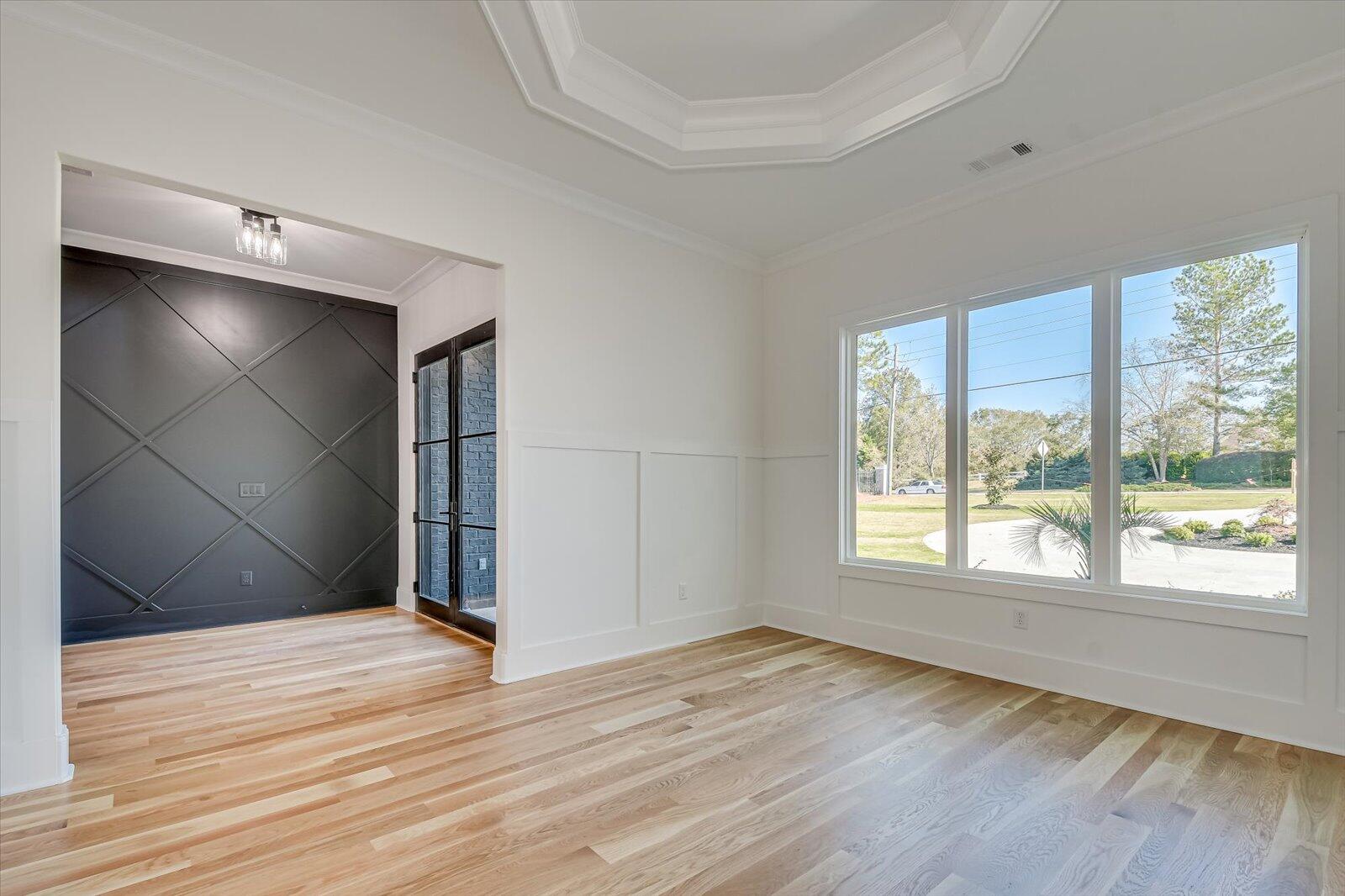 3761 KNOB HILL FARM Road