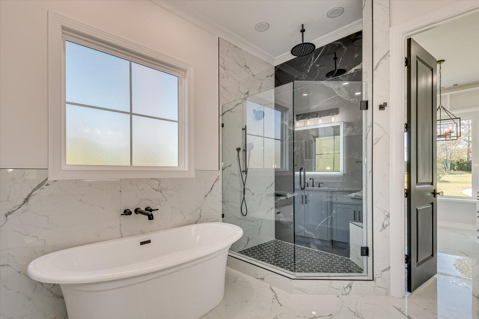 3761 KNOB HILL FARM Road