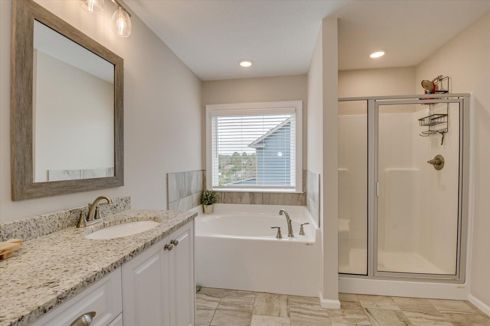 3136 WAYNE Drive