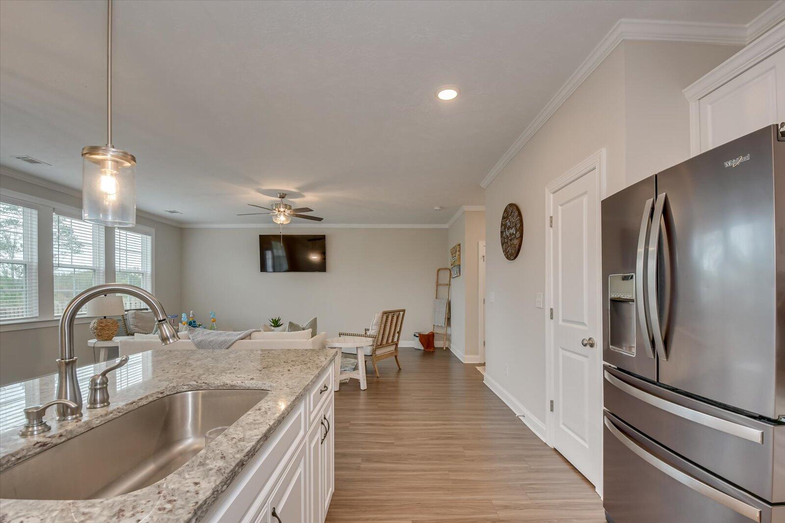 3136 WAYNE Drive