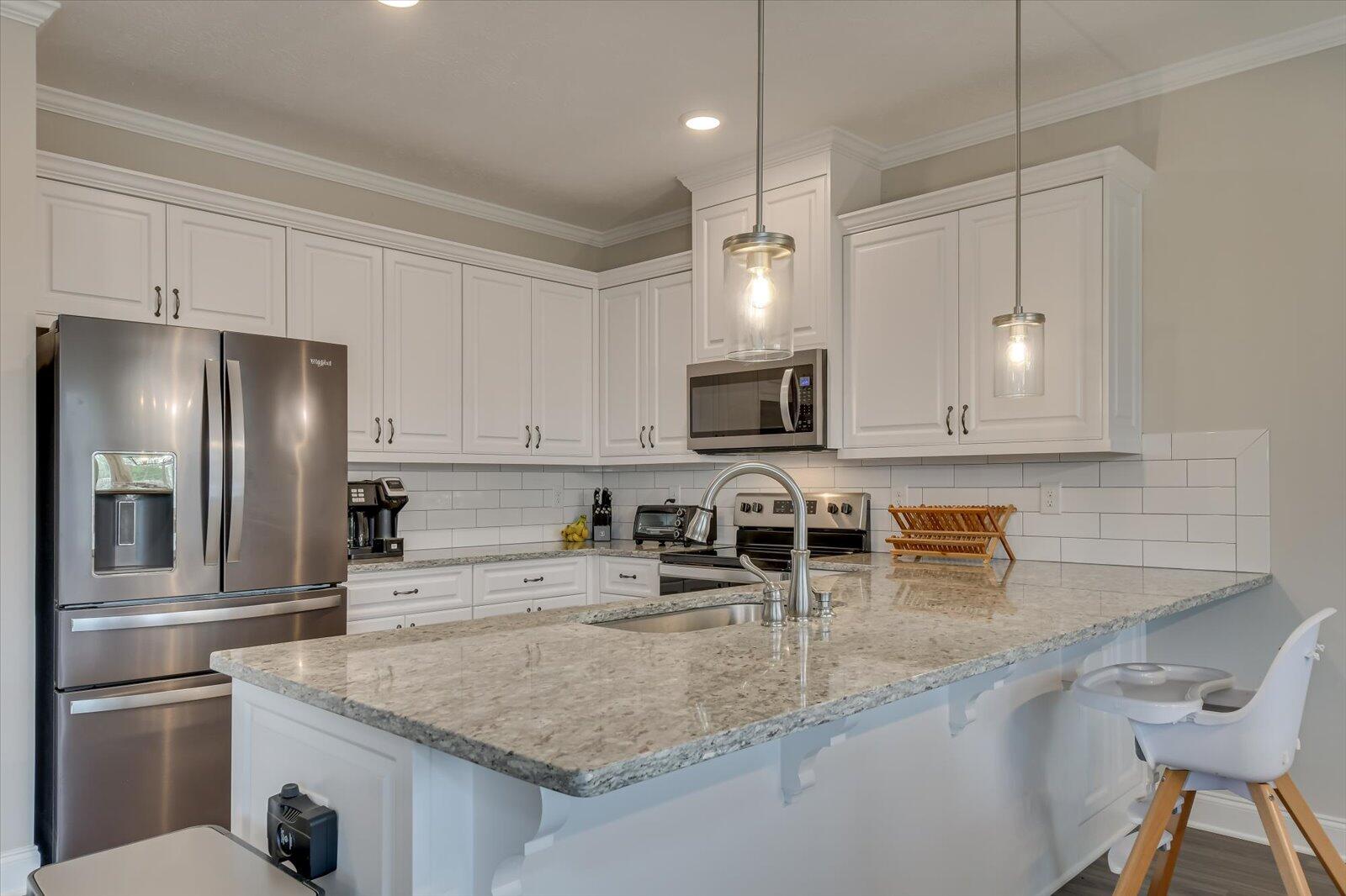 3136 WAYNE Drive