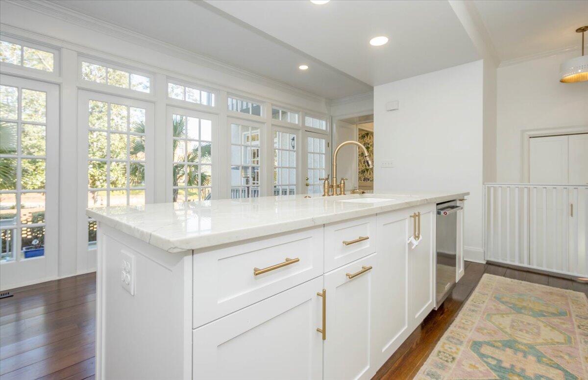 747 RAVENEL Road
