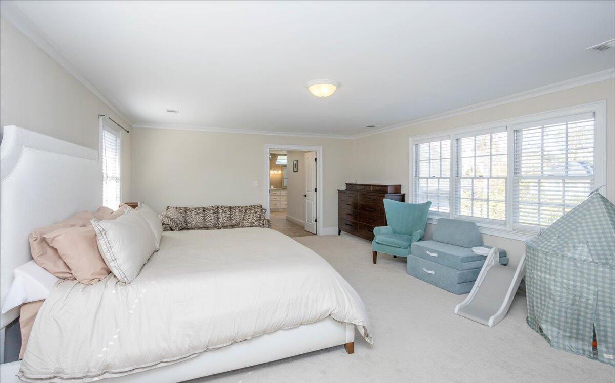 747 RAVENEL Road