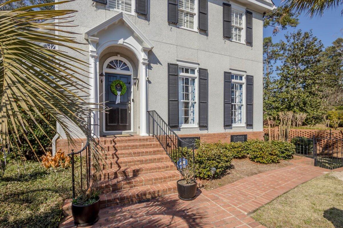 747 RAVENEL Road