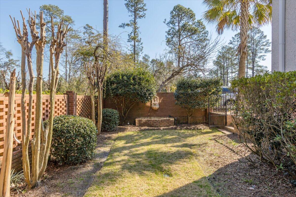747 RAVENEL Road