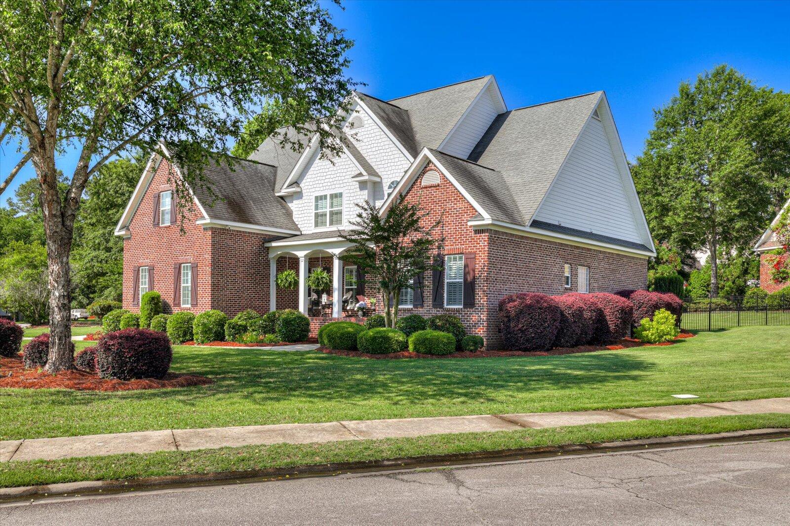 410 ARMSTRONG Way
