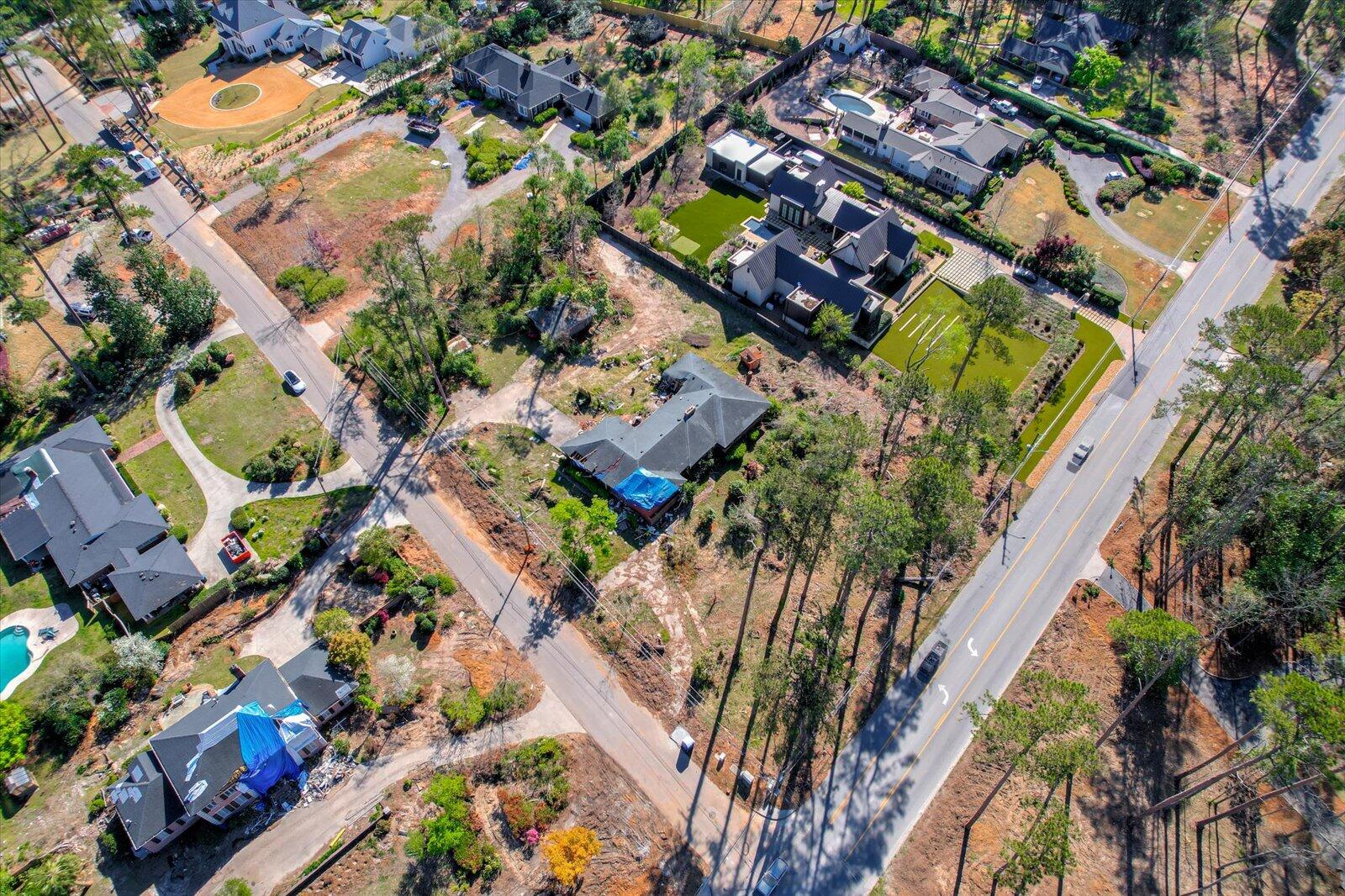 3402 WALTON Way