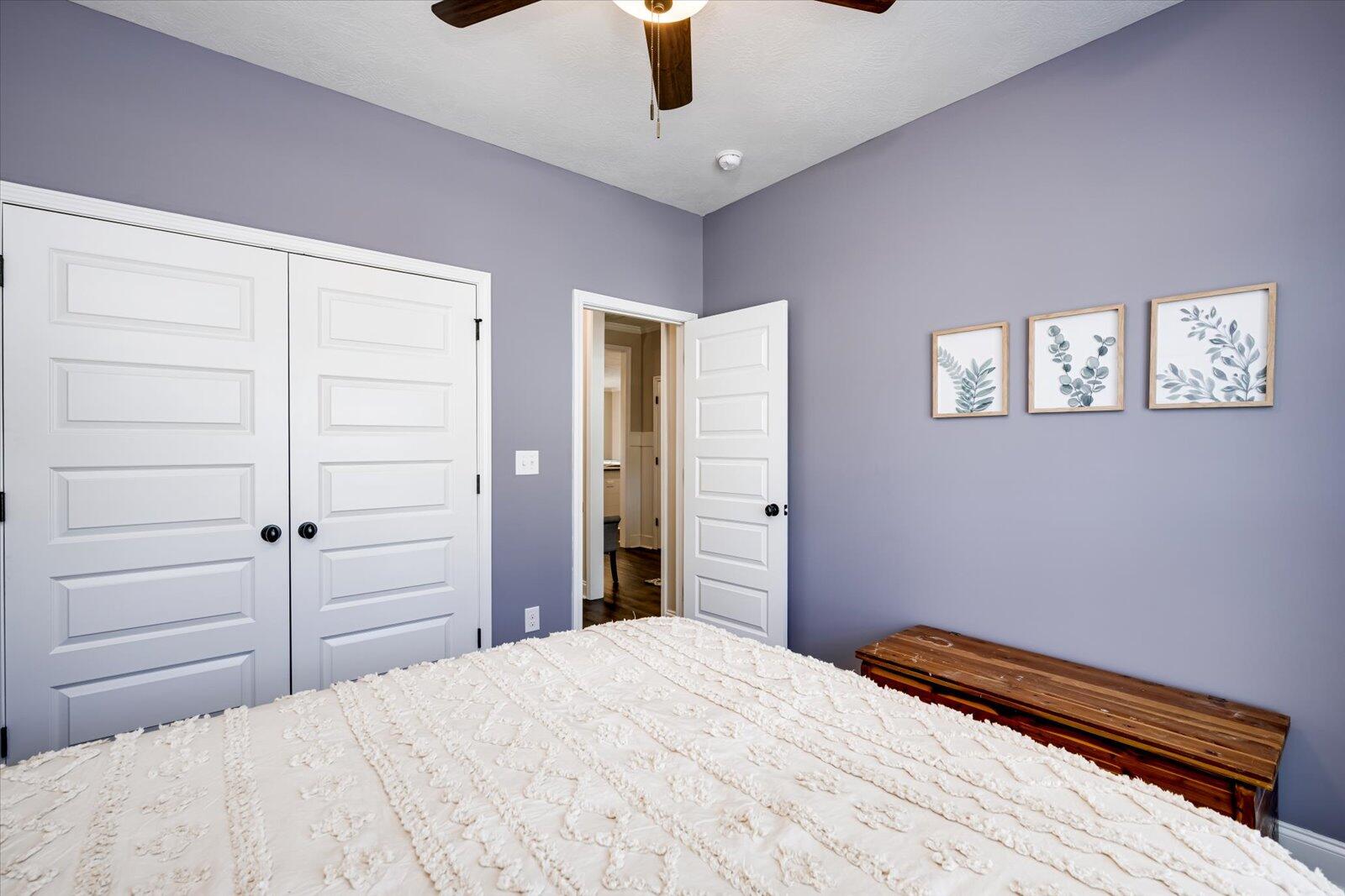 3290 GREYMOOR Circle