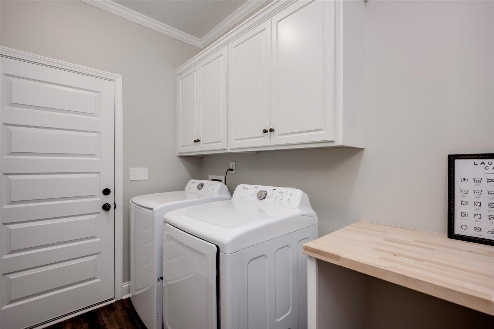 3290 GREYMOOR Circle