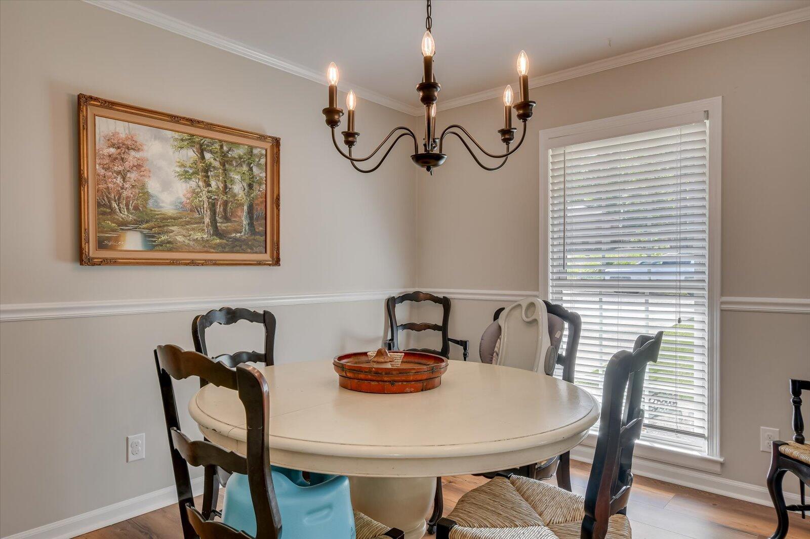 221 THREAD NEEDLE Road