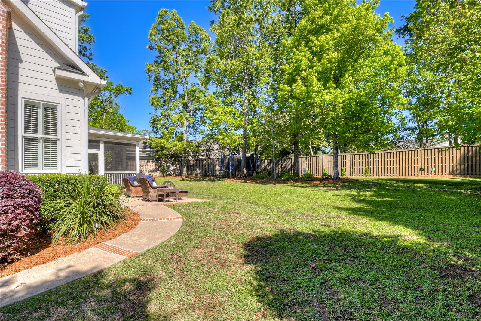 1045 PENINSULA Crossing