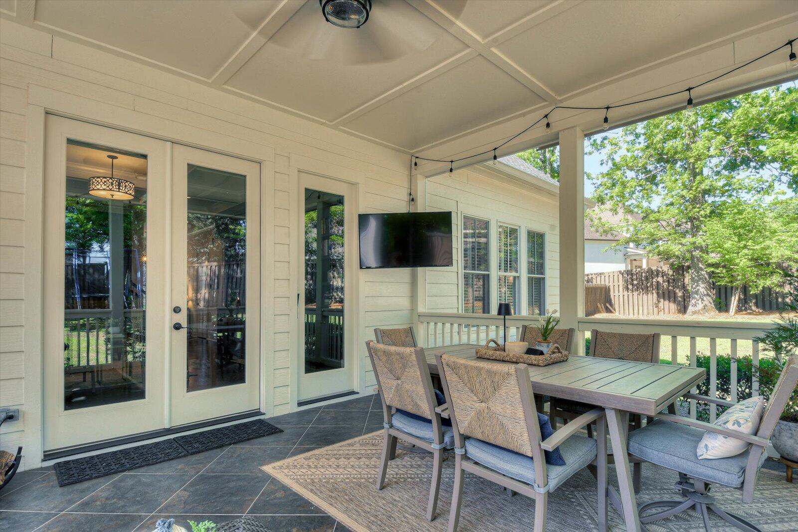 1045 PENINSULA Crossing