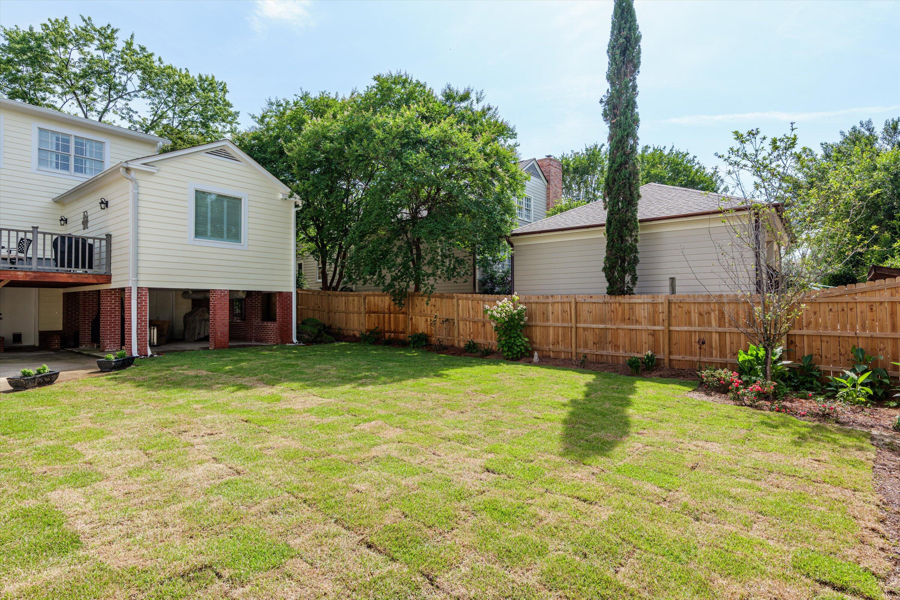 2559 HENRY Street