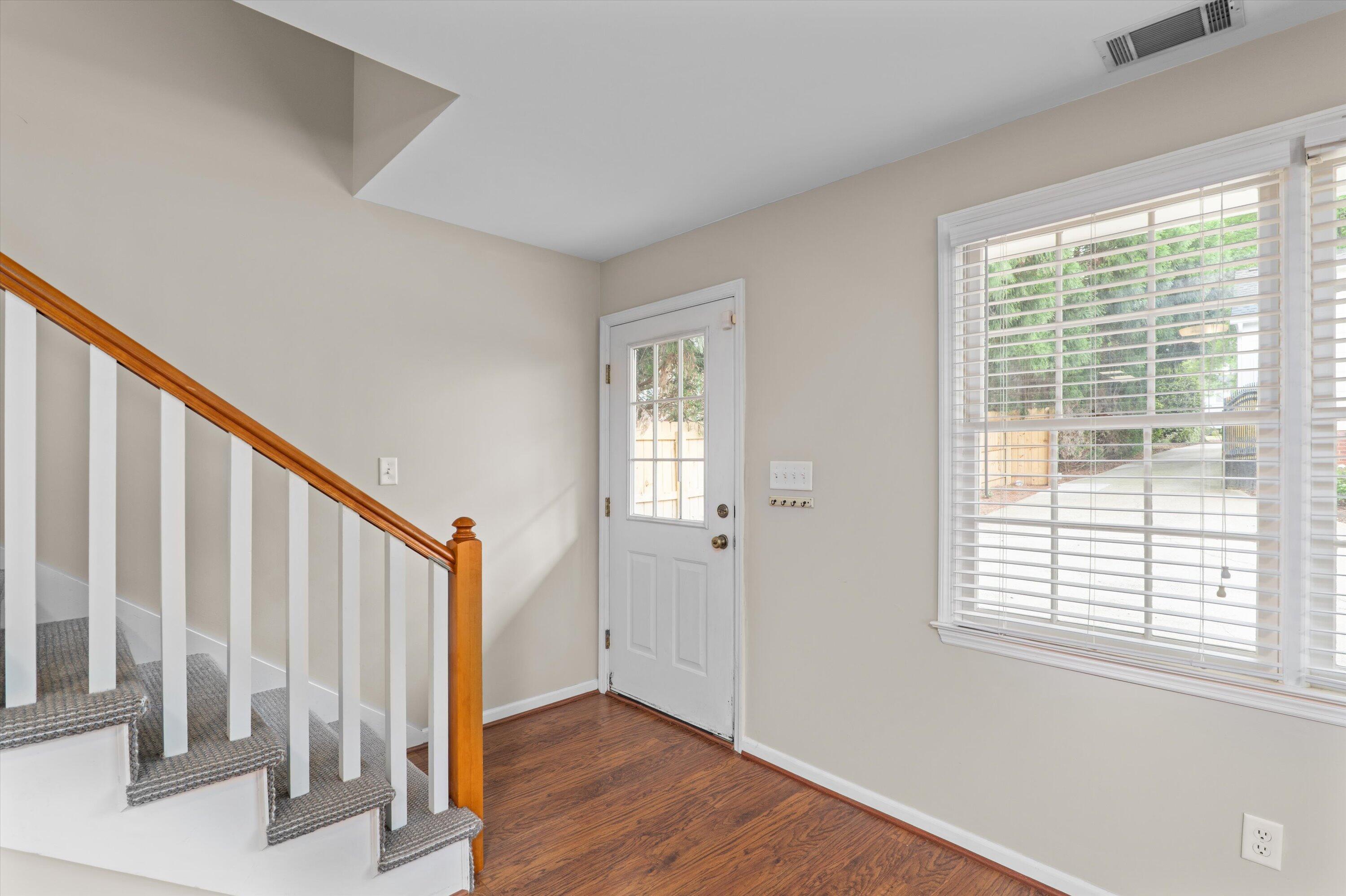 2559 HENRY Street