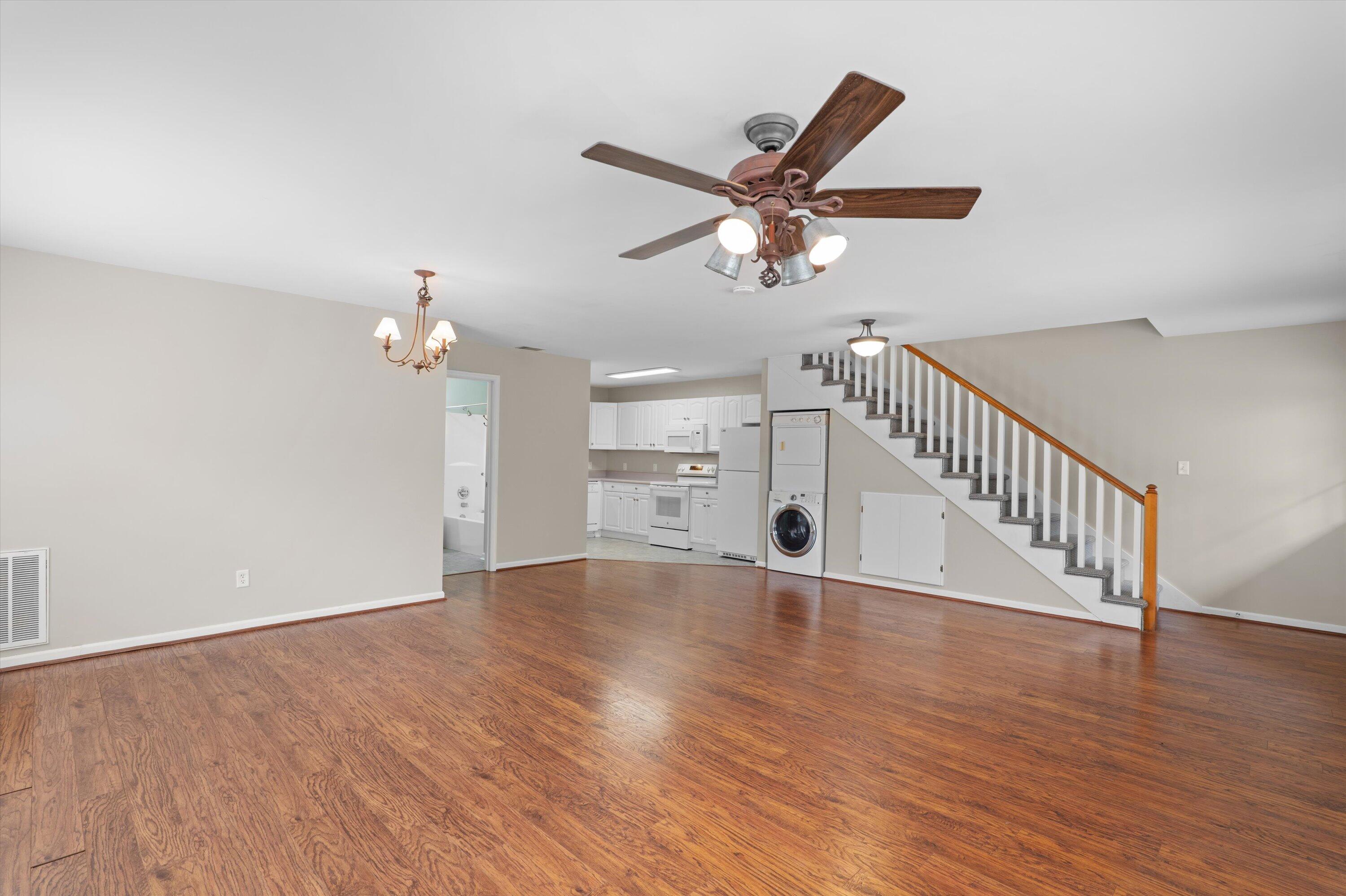 2559 HENRY Street