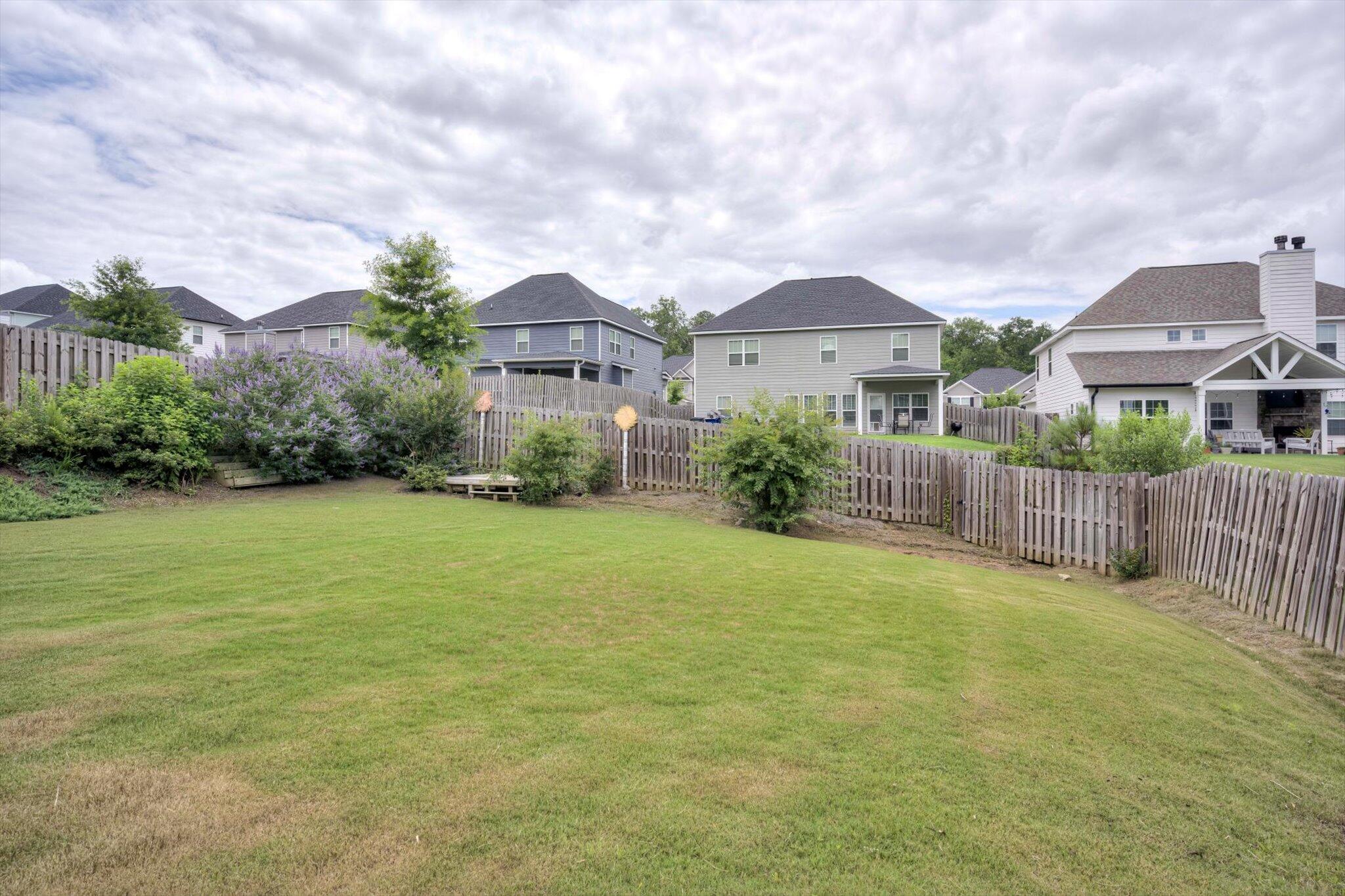 215 PALISADES Ridge