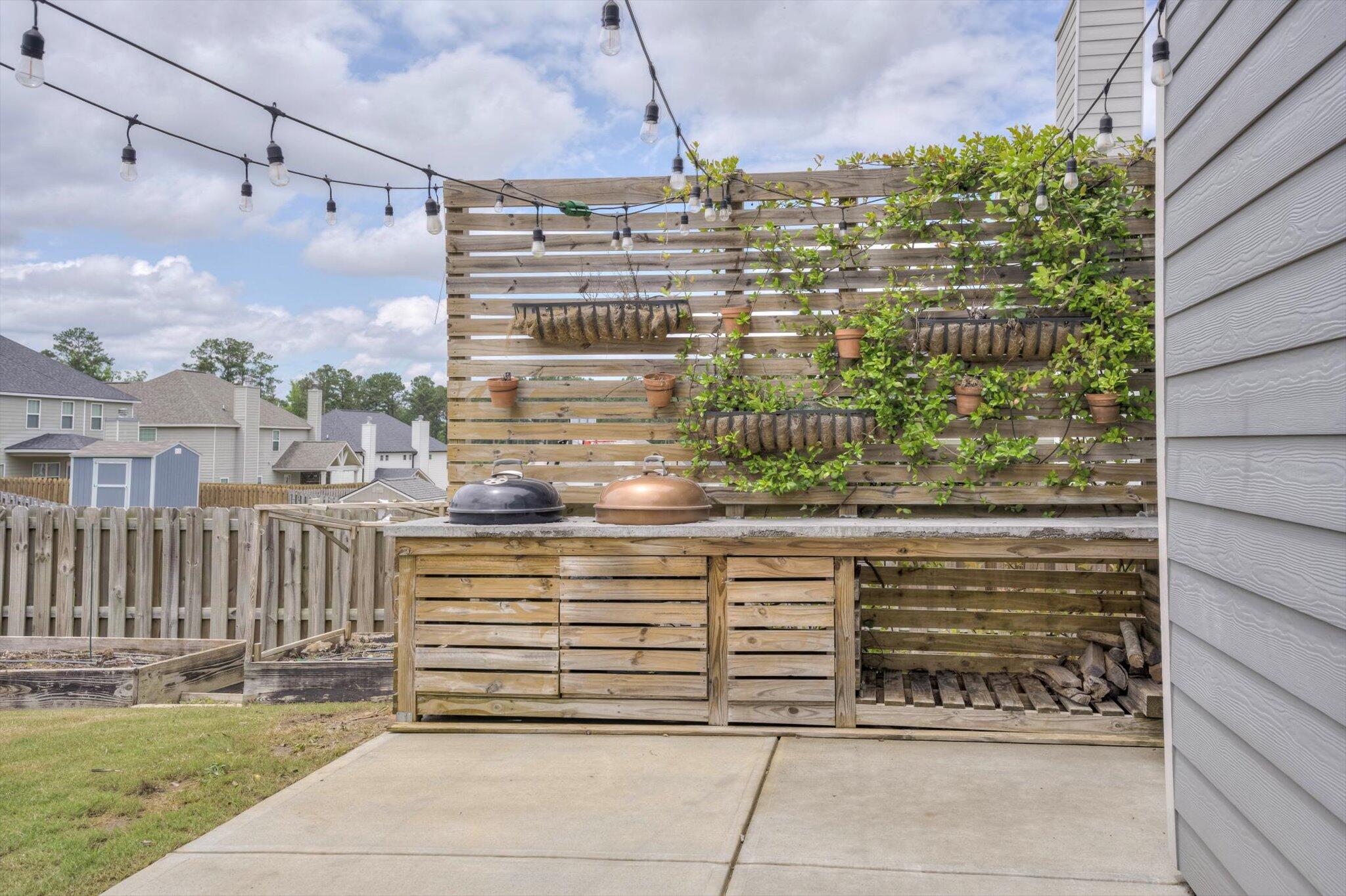 215 PALISADES Ridge