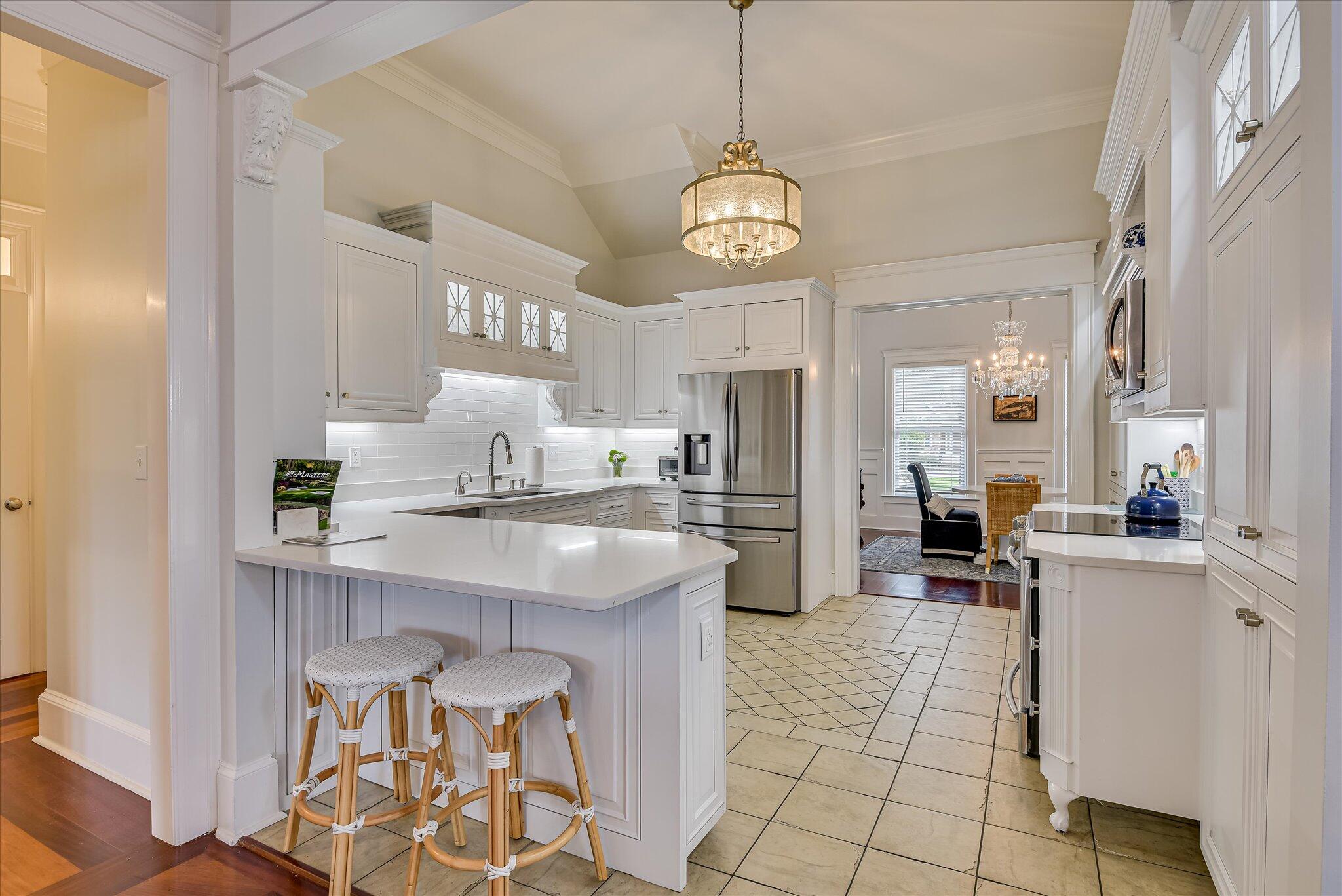 324 E Shoreline Drive