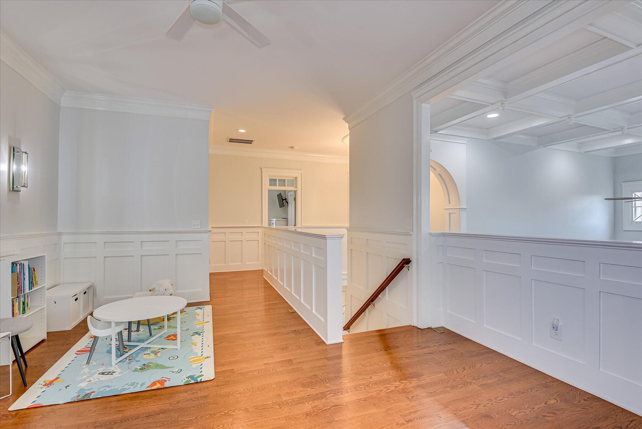 324 E Shoreline Drive