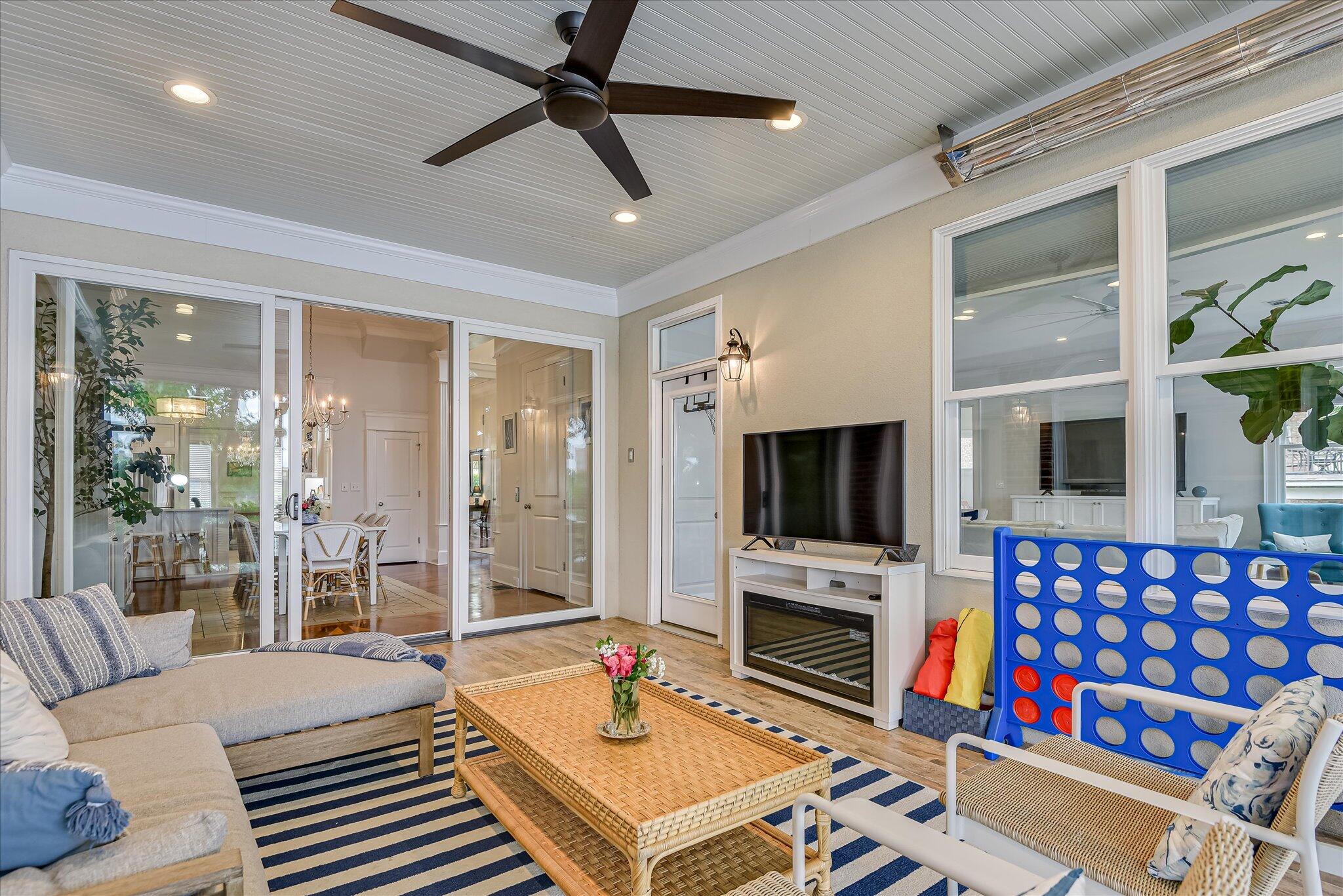 324 E Shoreline Drive