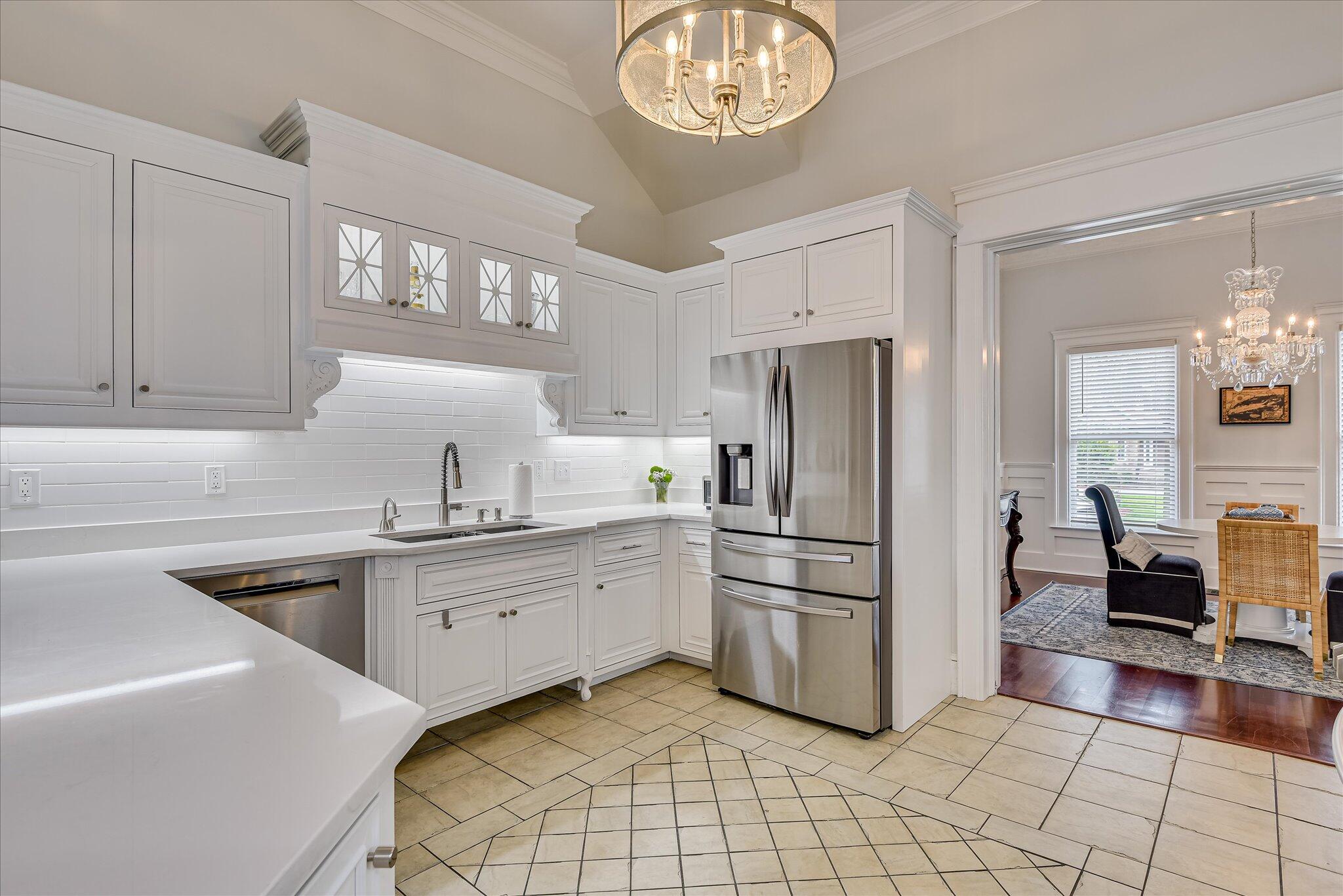 324 E Shoreline Drive