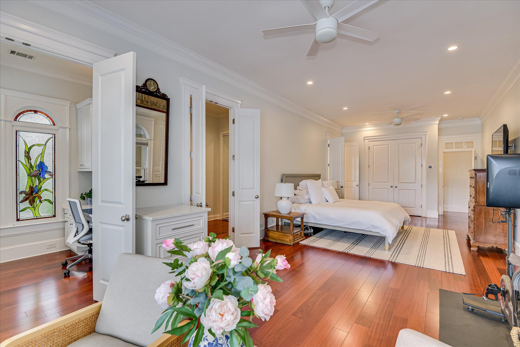 324 E Shoreline Drive