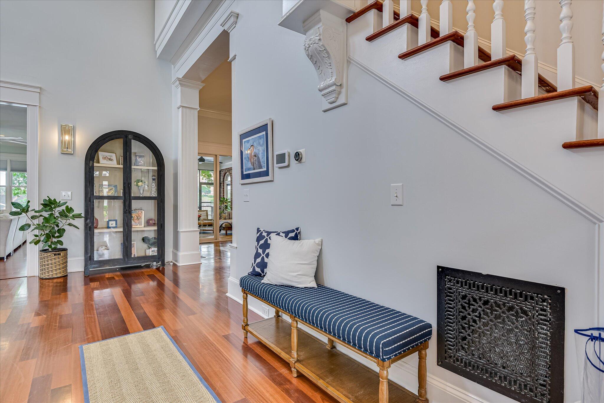 324 E Shoreline Drive