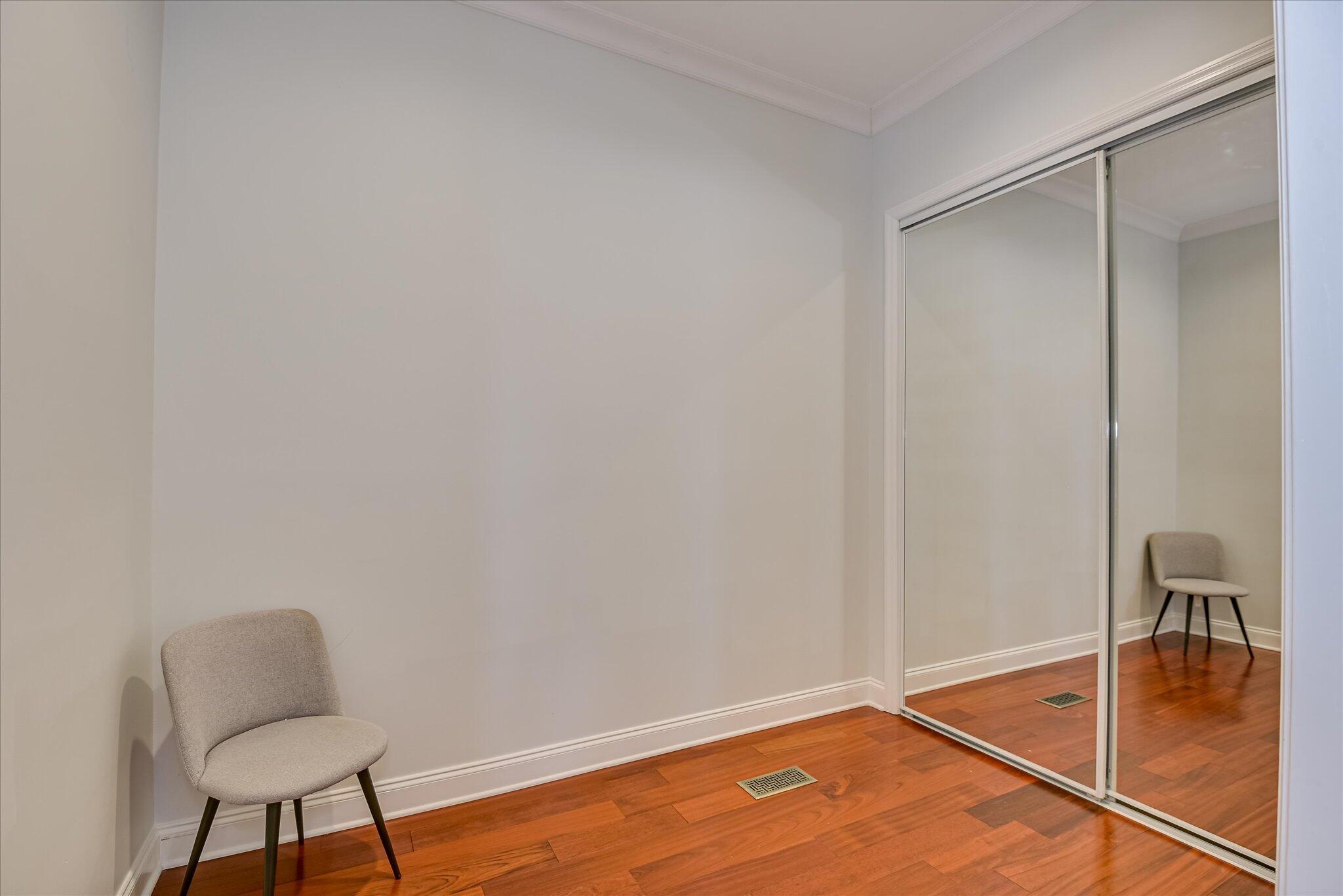 324 E Shoreline Drive