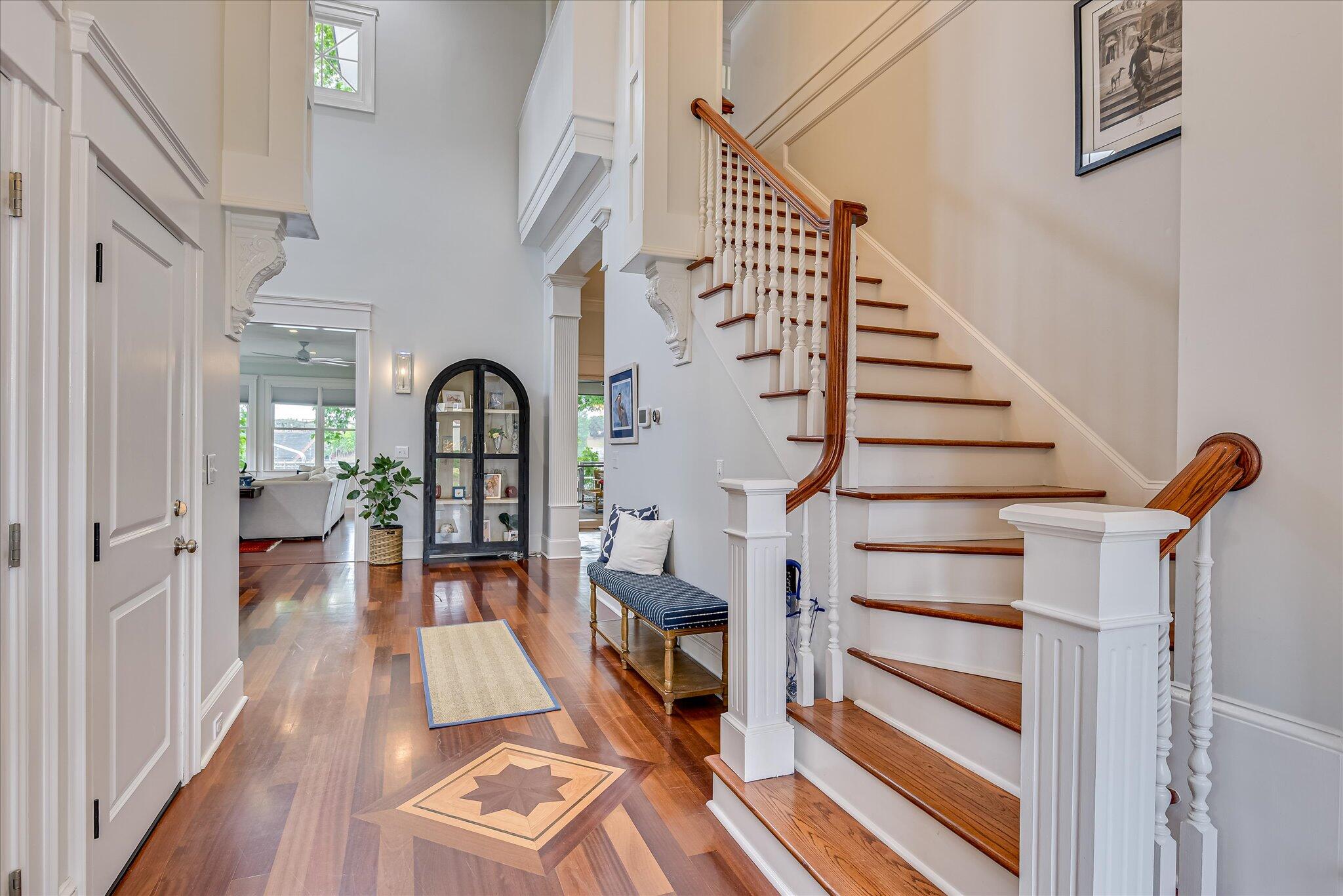 324 E Shoreline Drive