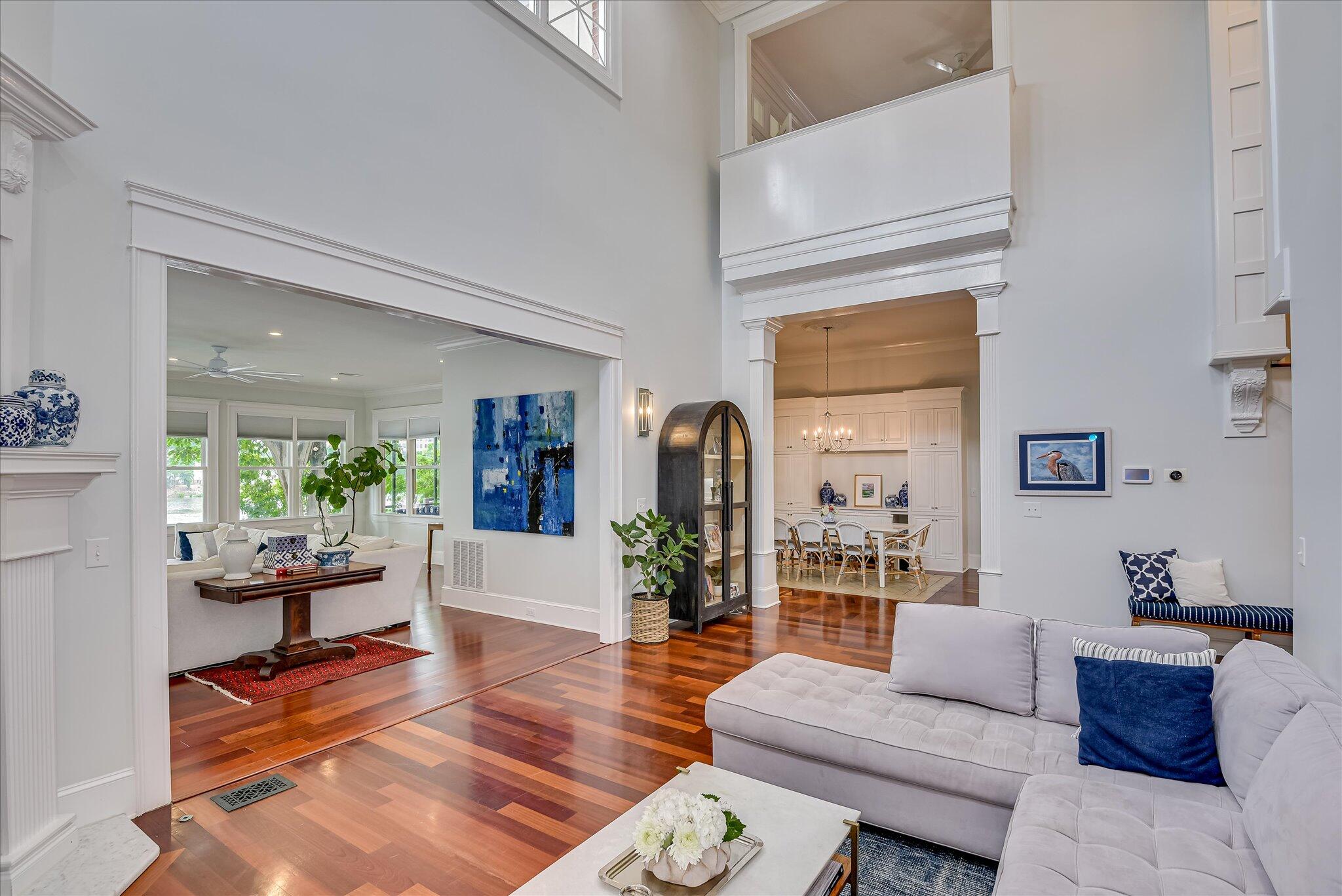 324 E Shoreline Drive