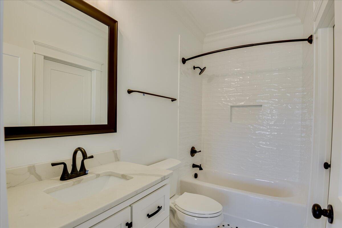 1807 Smith Crawford Road