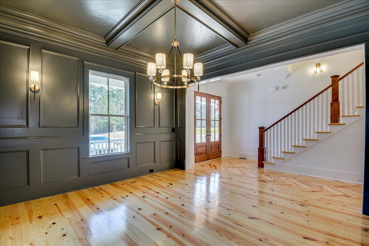 1807 Smith Crawford Road