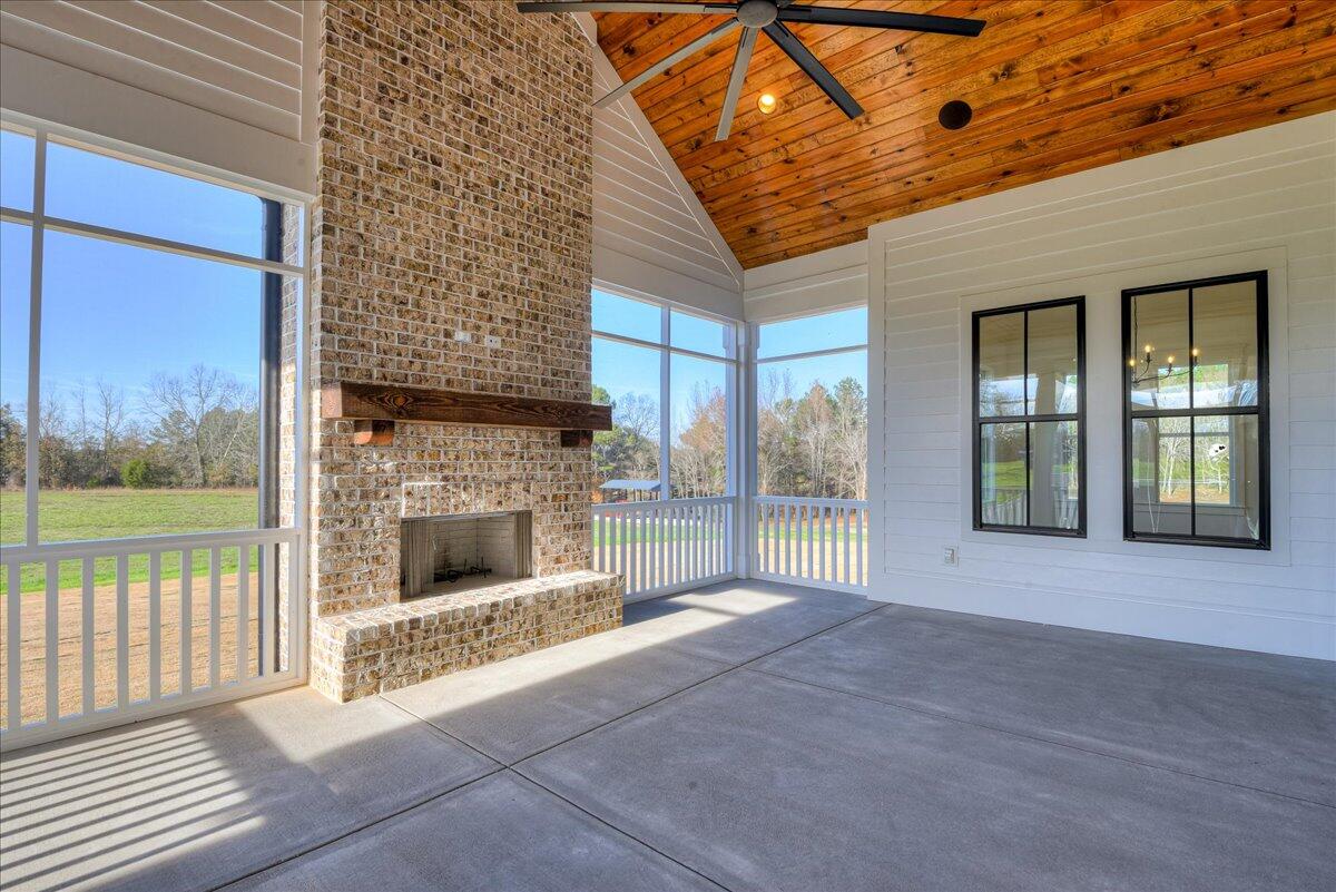 1807 Smith Crawford Road